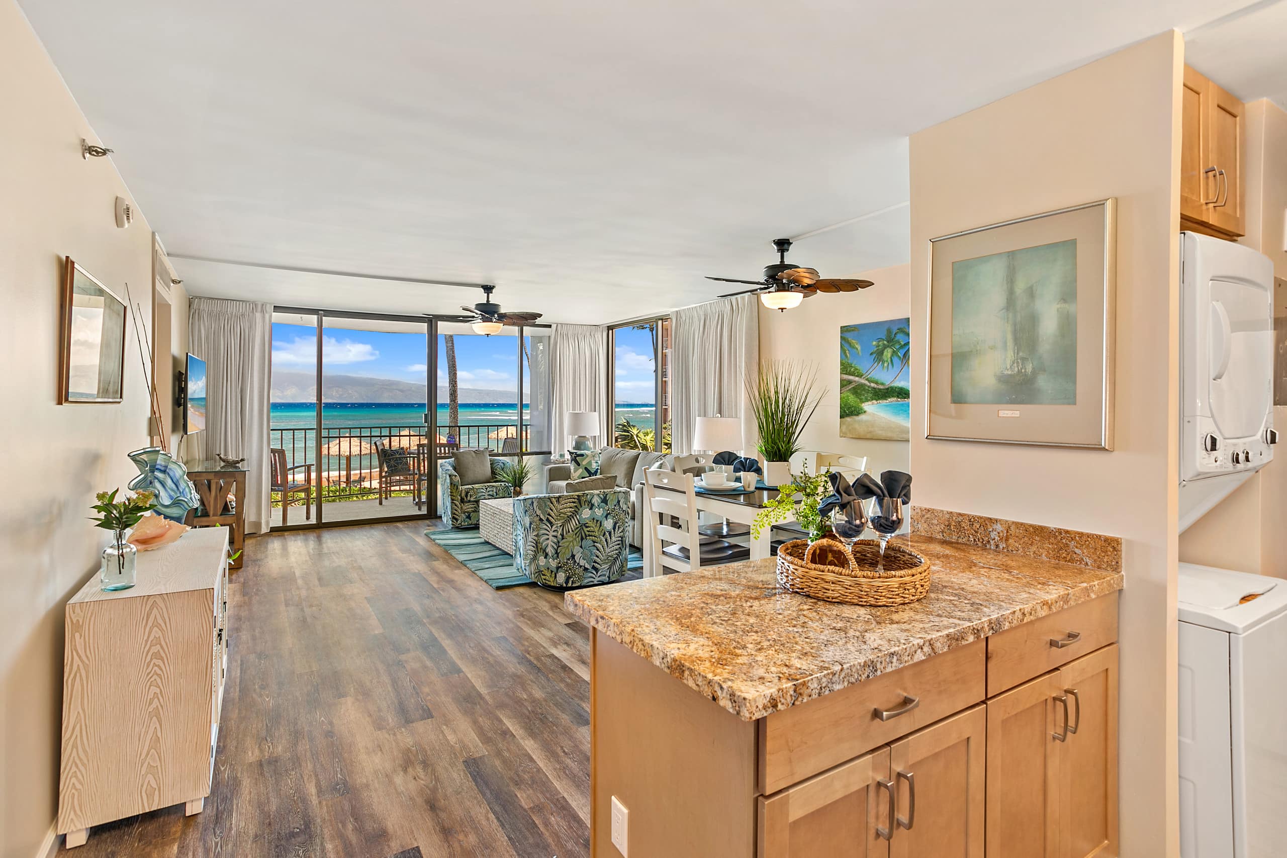 Condo in Lahaina · ★4.74 · 1 bedroom · 2 beds · 1 bath - Image 10