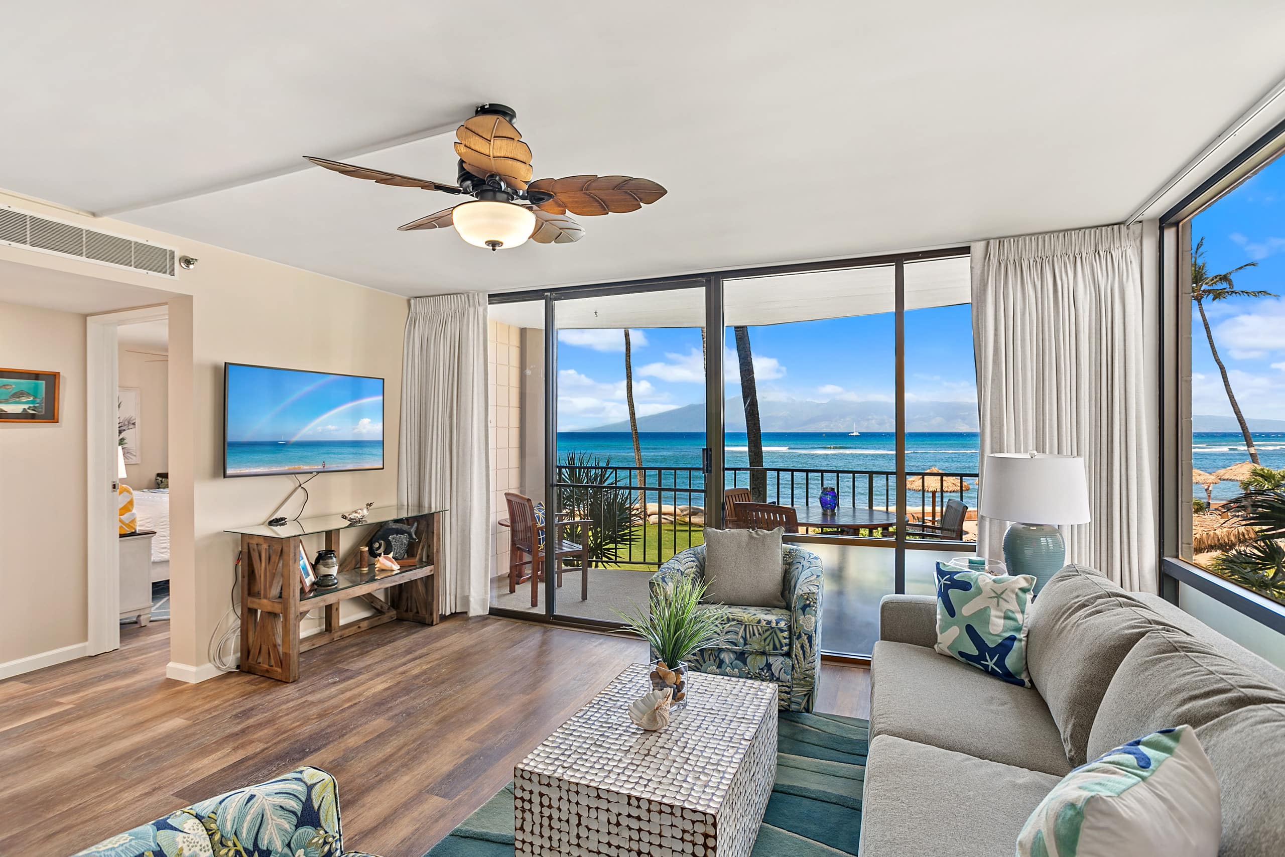 Condo in Lahaina · ★4.74 · 1 bedroom · 2 beds · 1 bath - Image 2