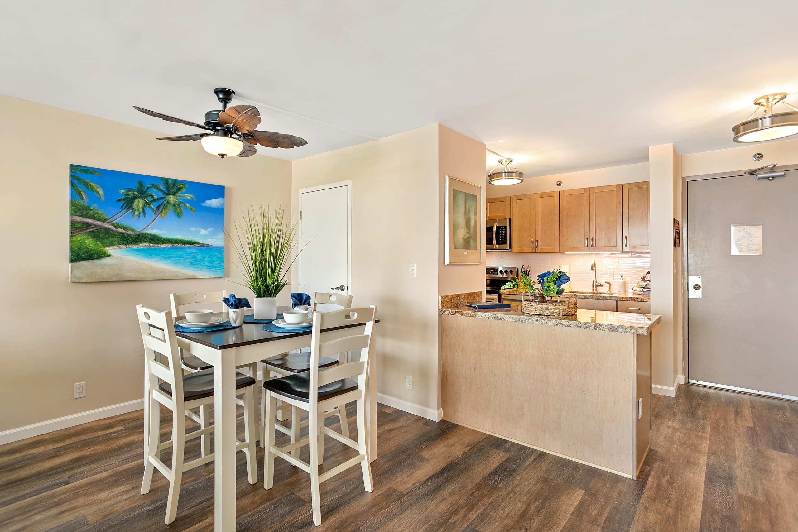 Condo in Lahaina · ★4.74 · 1 bedroom · 2 beds · 1 bath - Image 11