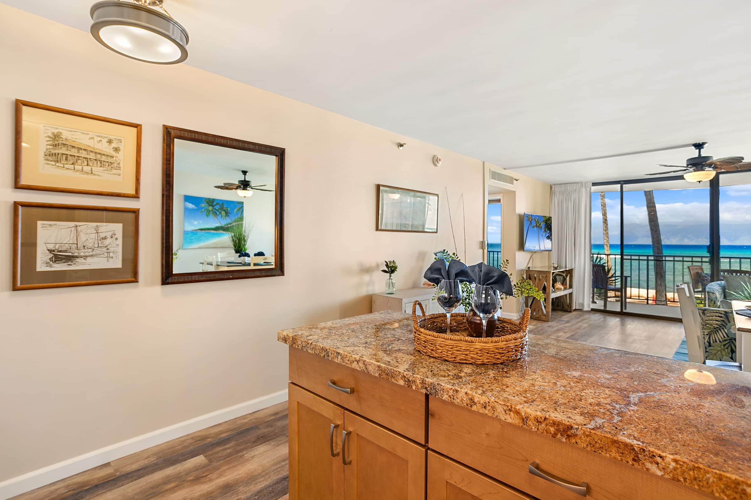 Condo in Lahaina · ★4.74 · 1 bedroom · 2 beds · 1 bath - Image 9