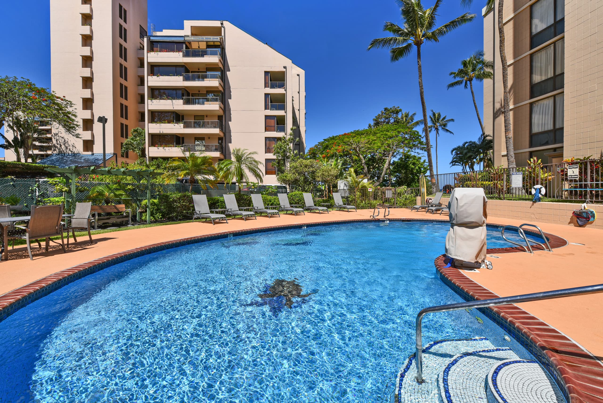 Condo in Lahaina · ★4.74 · 1 bedroom · 2 beds · 1 bath - Image 22