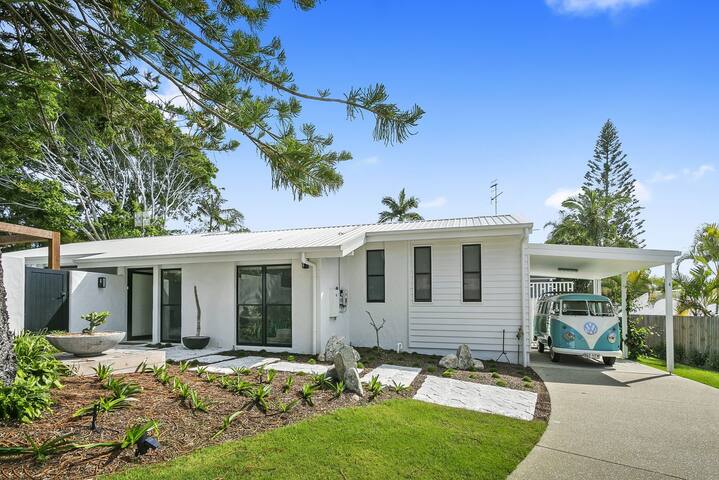 6 Currawong Street, Noosa Heads gallery image 2