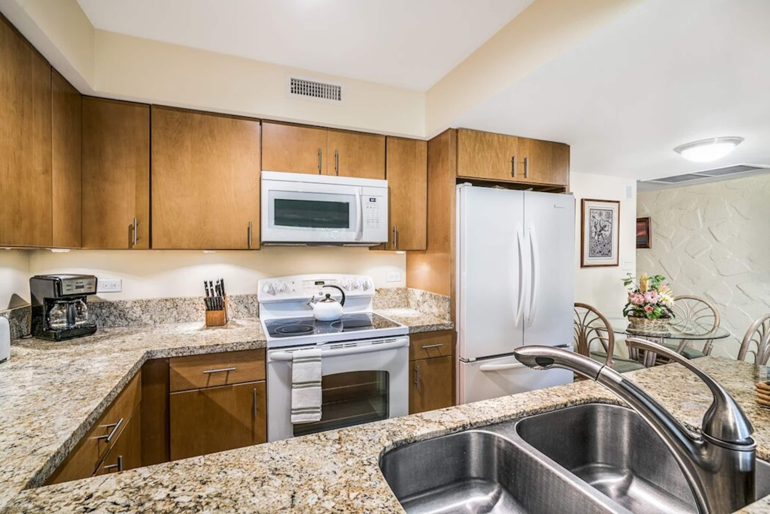 Condo in Kailua-Kona · ★4.5 · 1 bedroom · 2 beds · 1 bath - Image 13