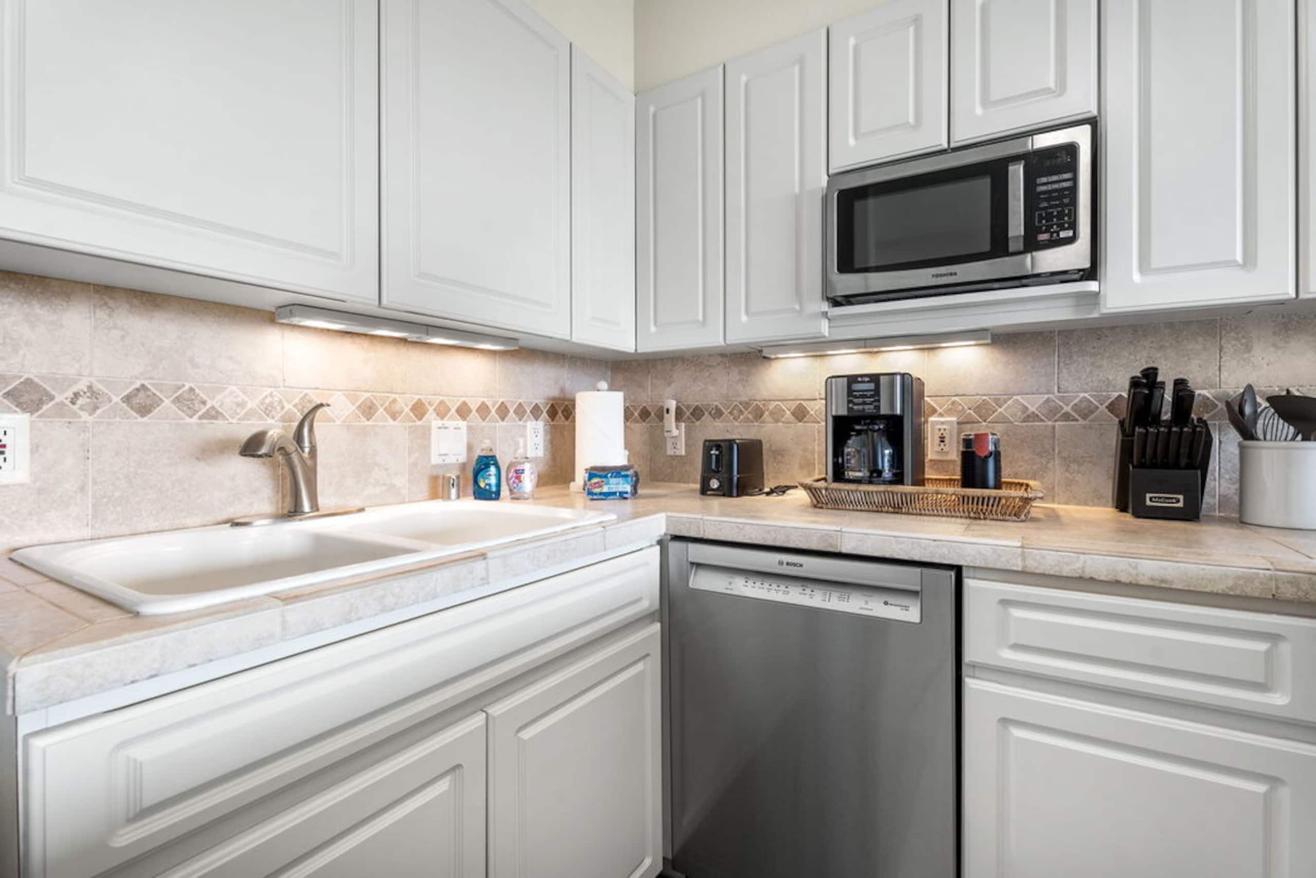 Condo in Kailua-Kona · ★4.78 · 1 bedroom · 1 bed · 1 bath - Image 8