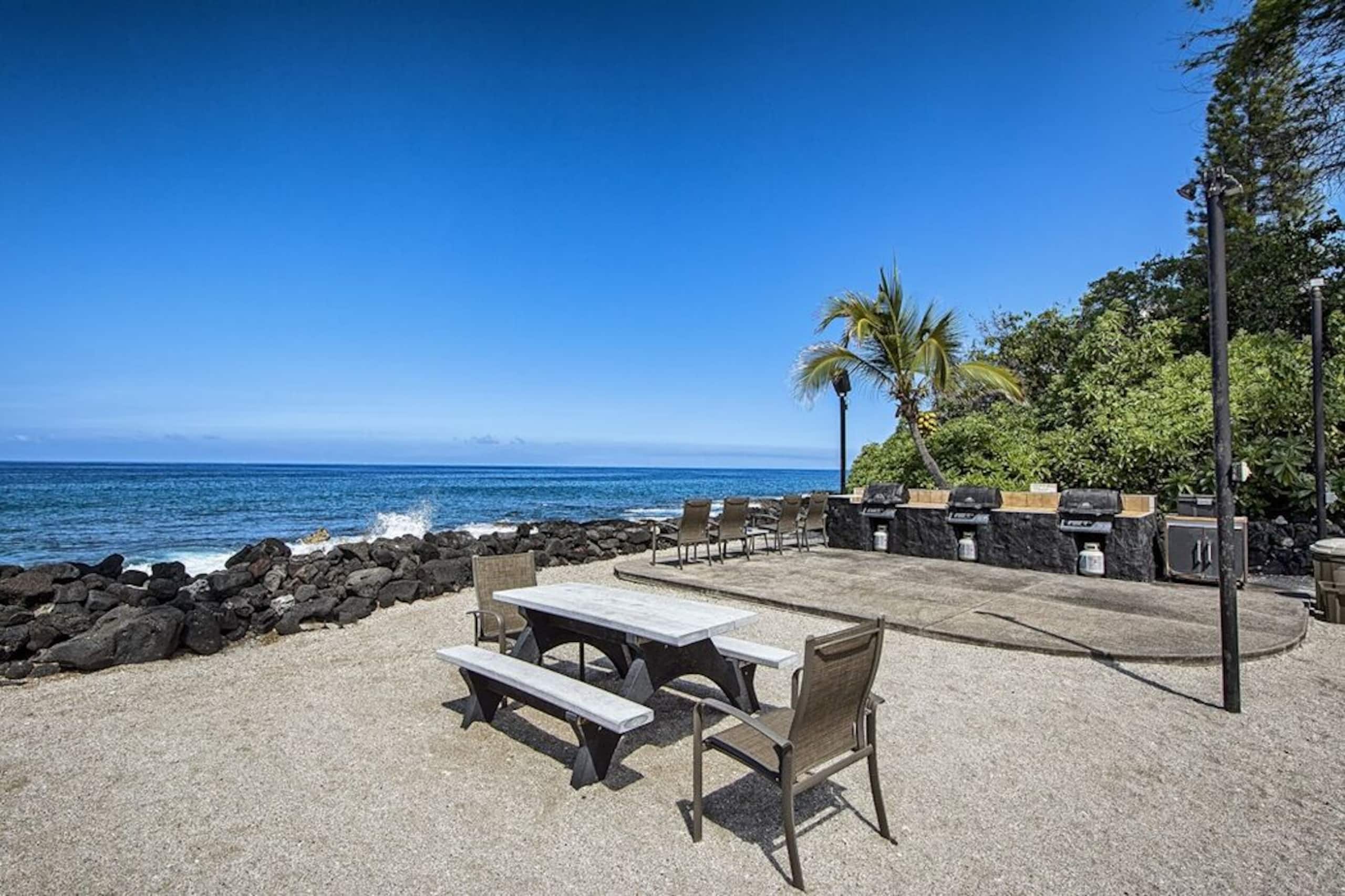 Condo in Kailua-Kona · ★4.78 · 1 bedroom · 1 bed · 1 bath - Image 29