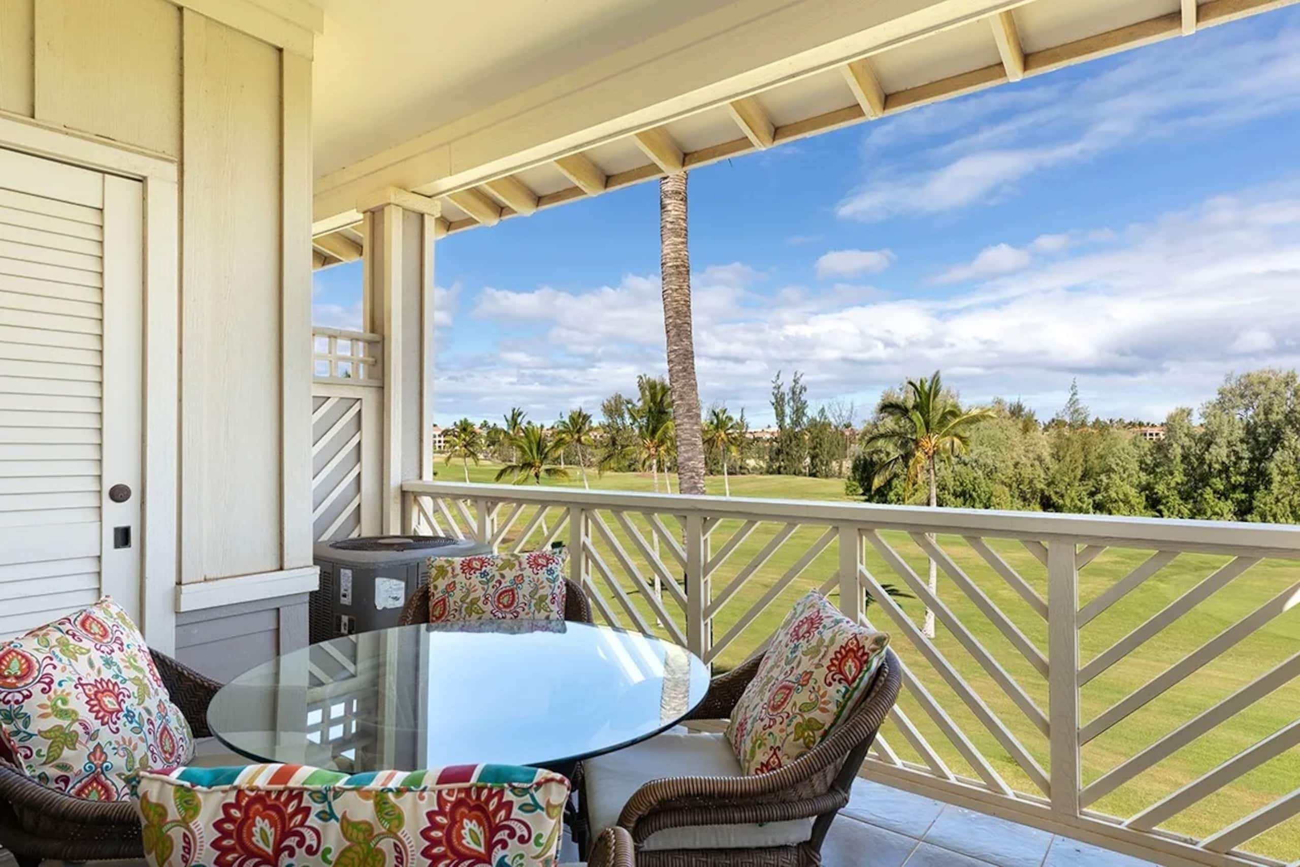 Great Location, 2bdrm w/loft and fairway view - Photo 25