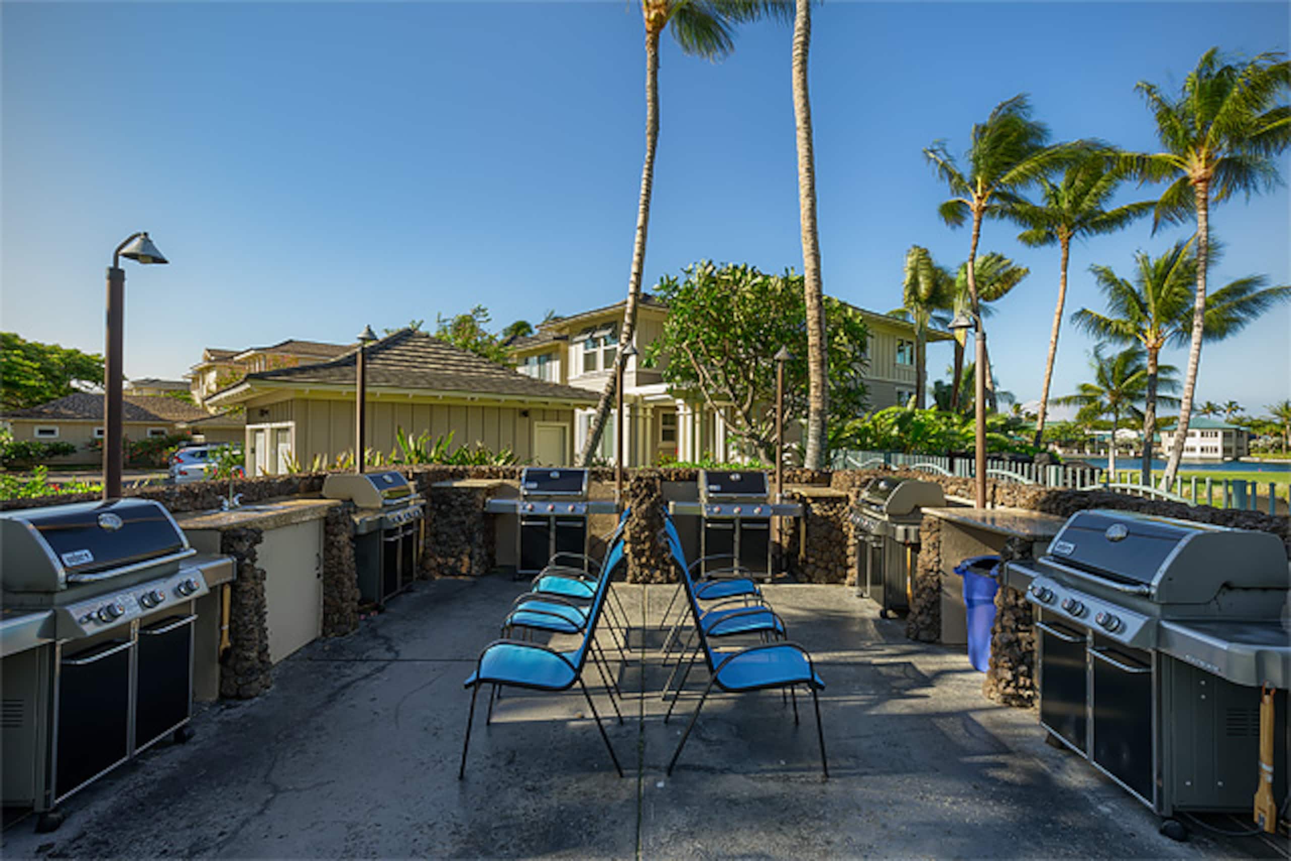 Great Location, 2bdrm w/loft and fairway view - Photo 30