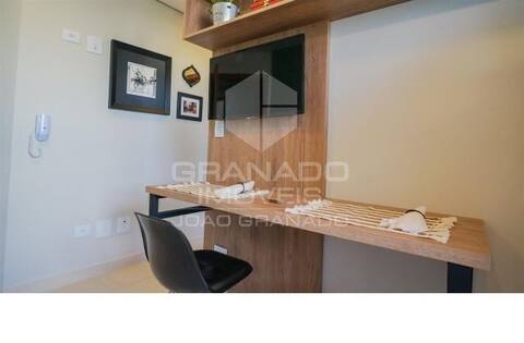 Apartment near the center and EMU C104