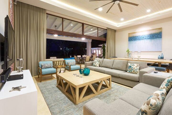 Tamarindo Luxury Villas managed Airbnb listing 3
