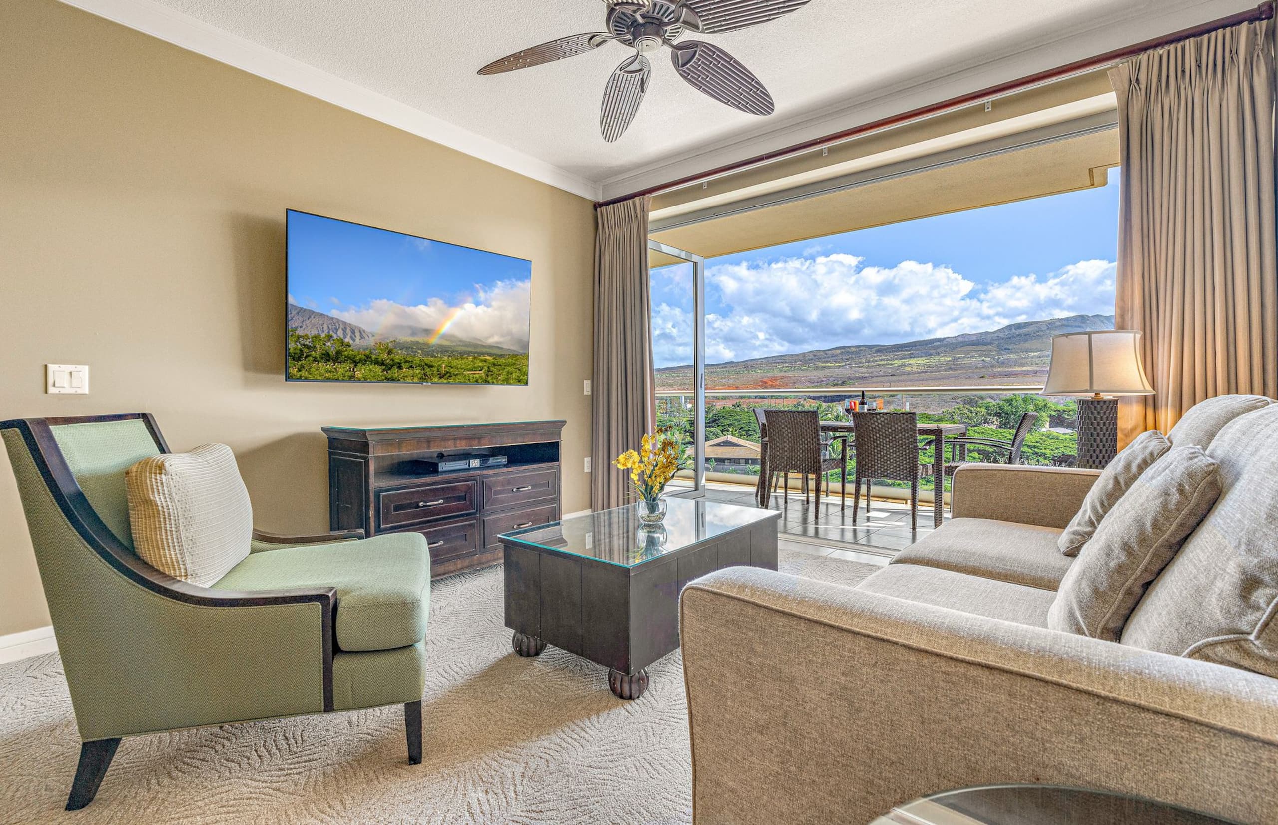 Condo in Lahaina · ★4.86 · 1 bedroom · 2 beds · 1 bath - Image 6