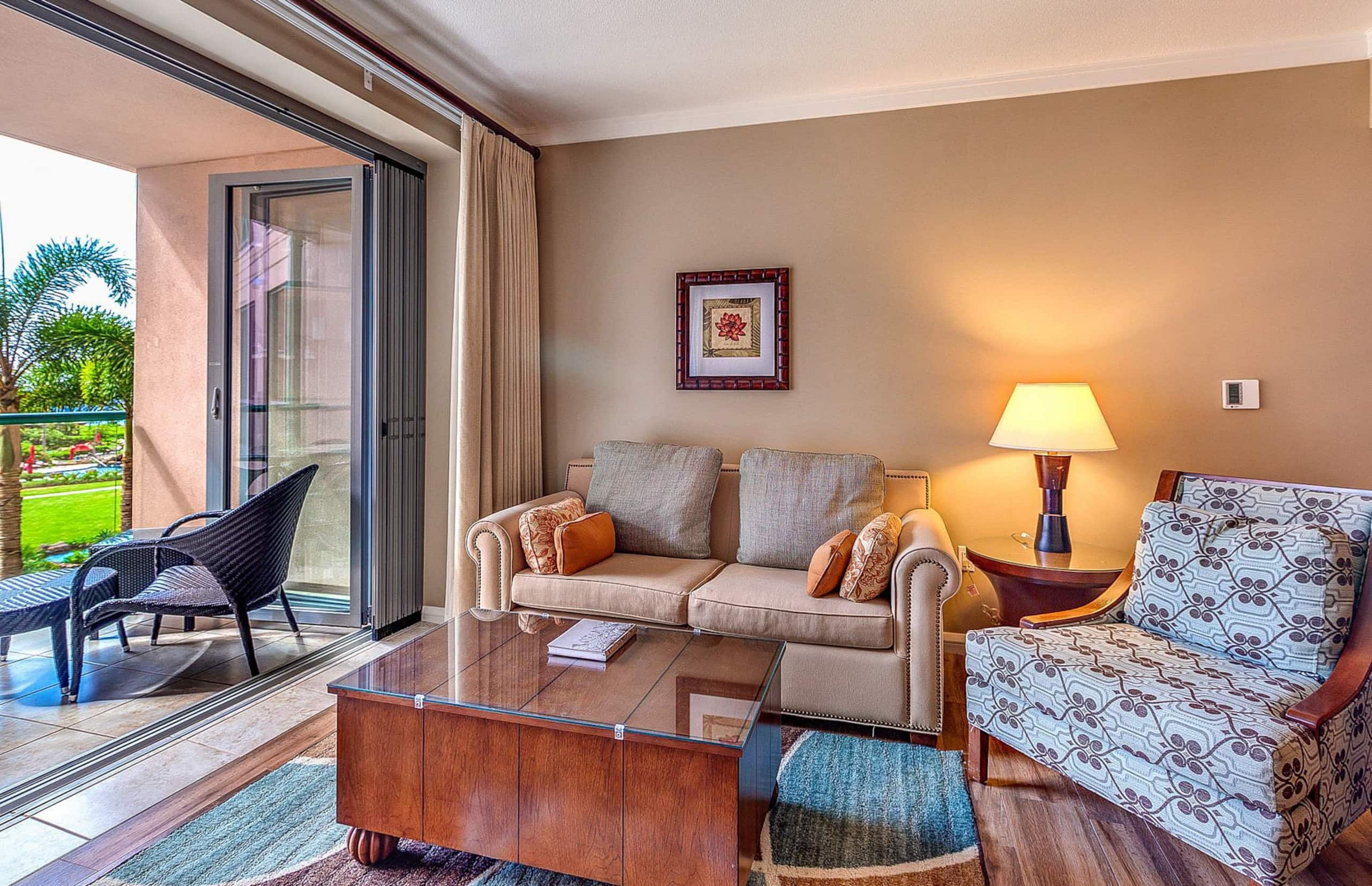 Condo in Lahaina · ★4.93 · Studio · 2 beds · 1 bath - Image 14