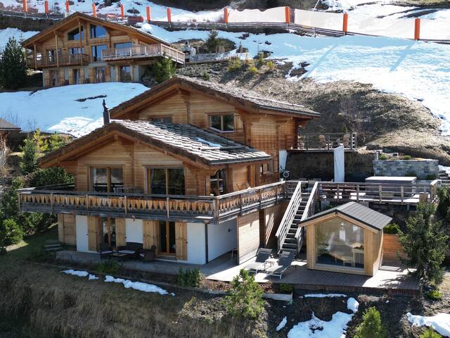 4vallees4saisons Chalet Rentals managed Airbnb listing 2