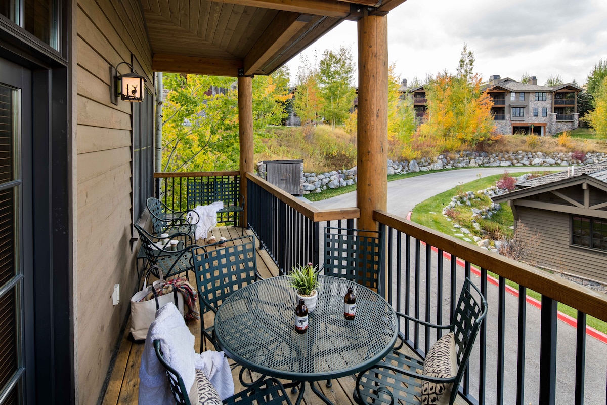Mesa Residence — view 3
