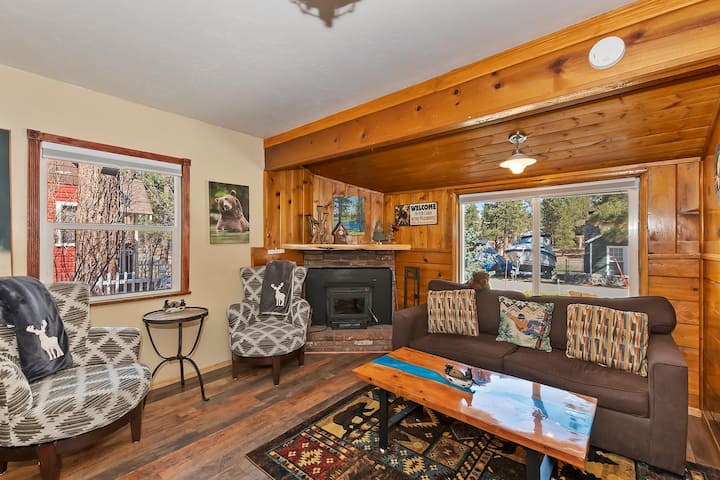 Walk To Lake & Village! Gazebo Covered Hot Tub In Private Fenced Yard! - Big Bear Lake, CA