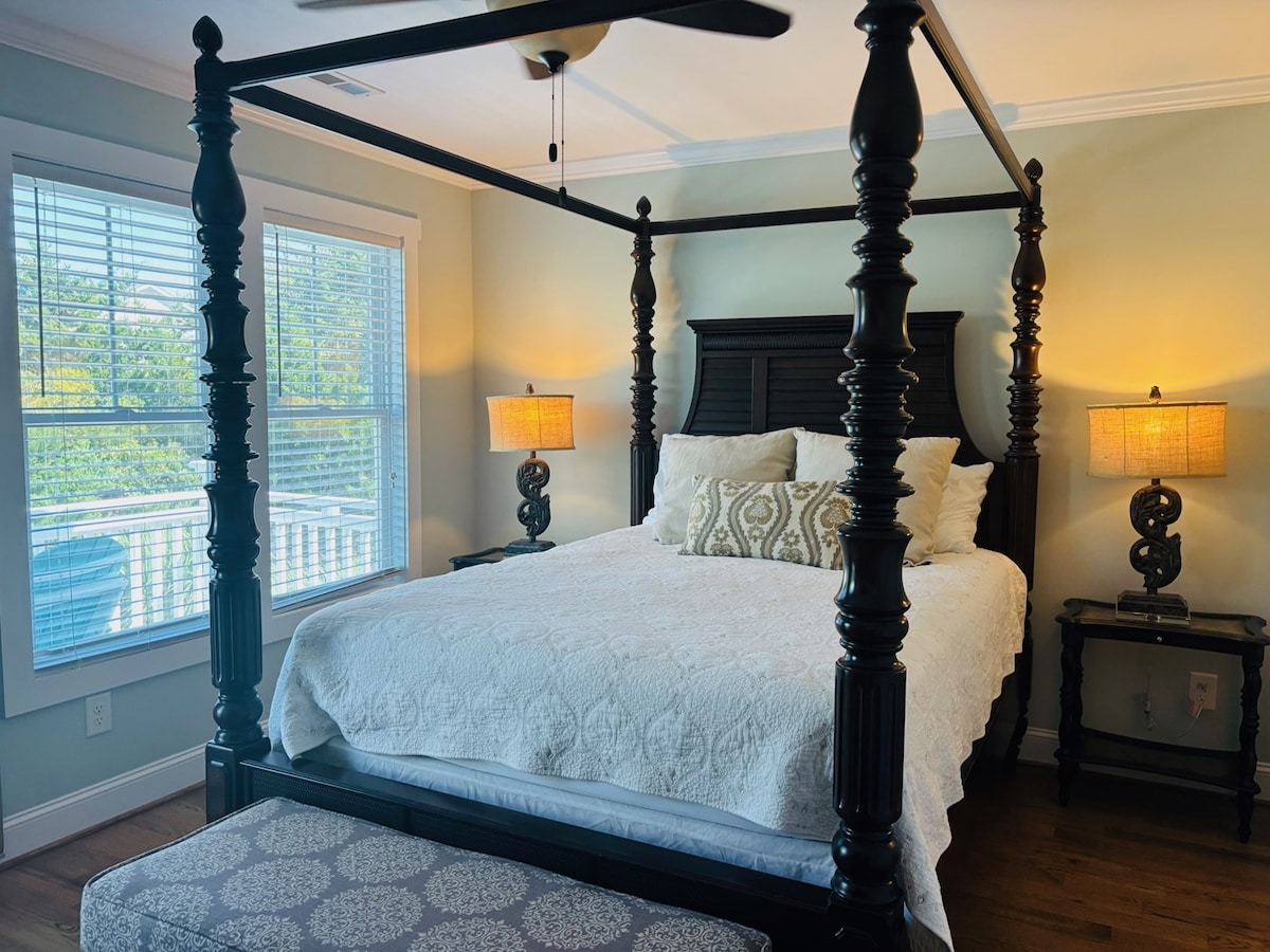 ควีนไซส์ห้องนอนขวา