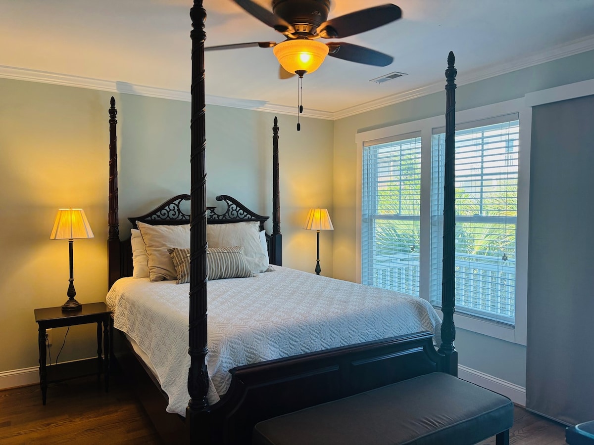 ห้องนอนเตียงควีนไซส์