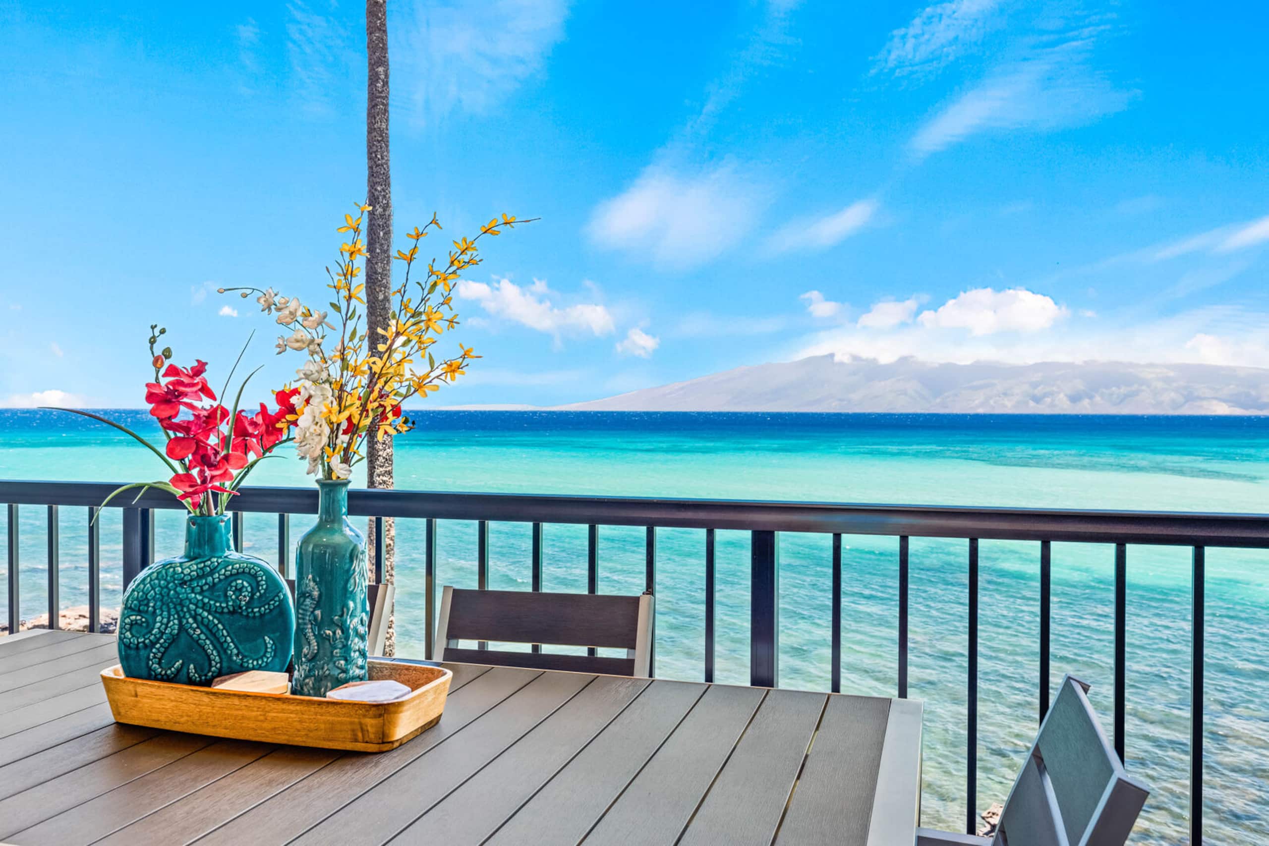 Condo in Lahaina · ★4.71 · 3 bedrooms · 4 beds · 2.5 baths - Image 1
