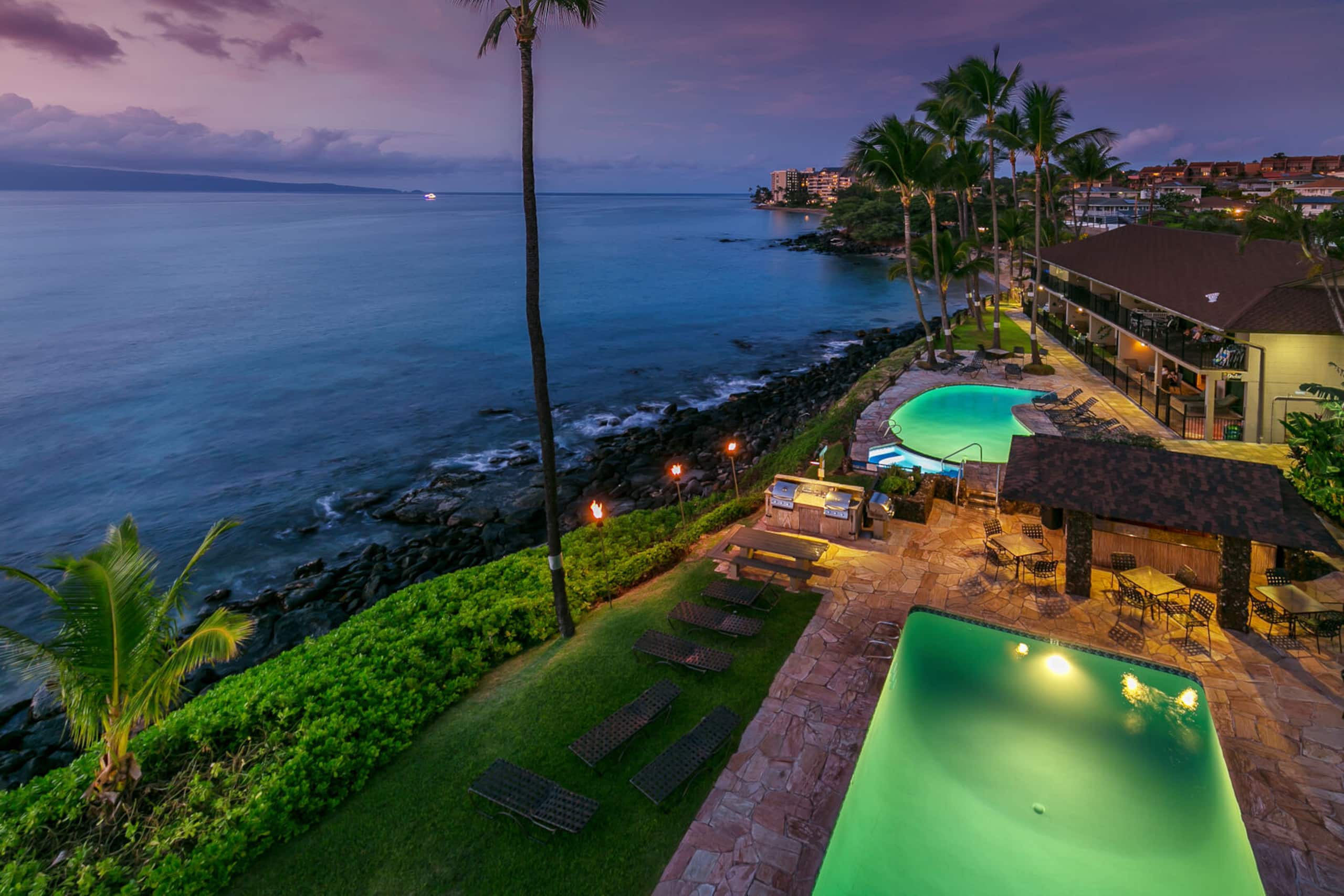 Condo in Lahaina · ★4.71 · 3 bedrooms · 4 beds · 2.5 baths - Image 38