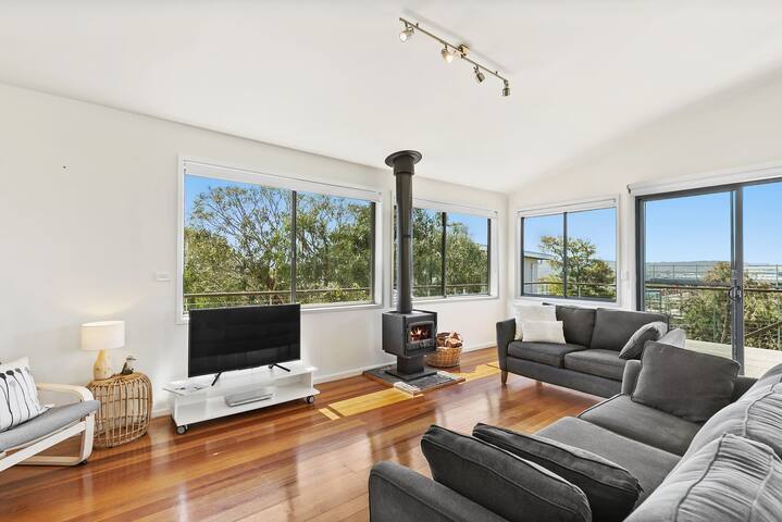 Wallis by the sea I Pet Friendly gallery image 4