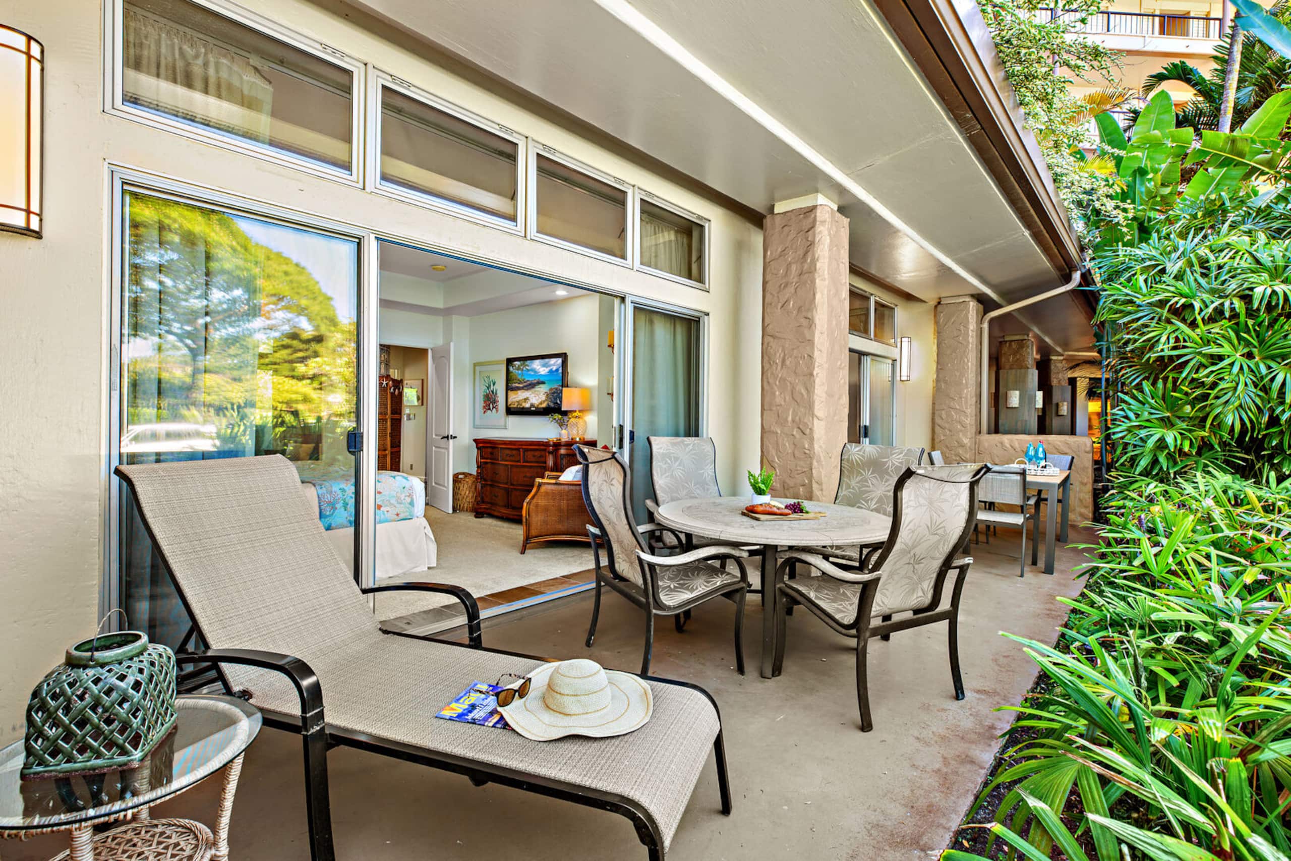 Condo in Lahaina · ★4.91 · 2 bedrooms · 3 beds · 2 baths - Image 6