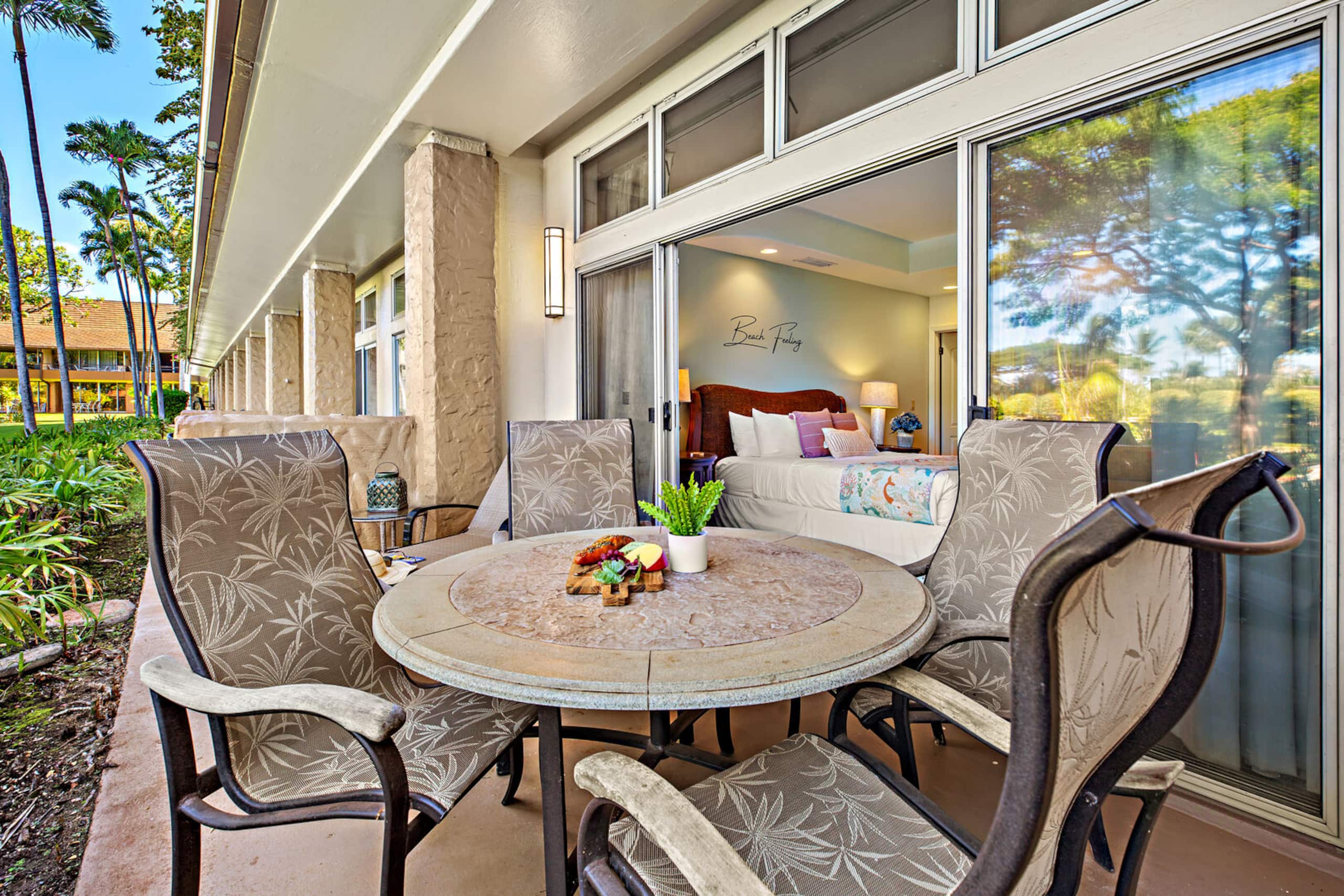 Condo in Lahaina · ★4.91 · 2 bedrooms · 3 beds · 2 baths - Image 3