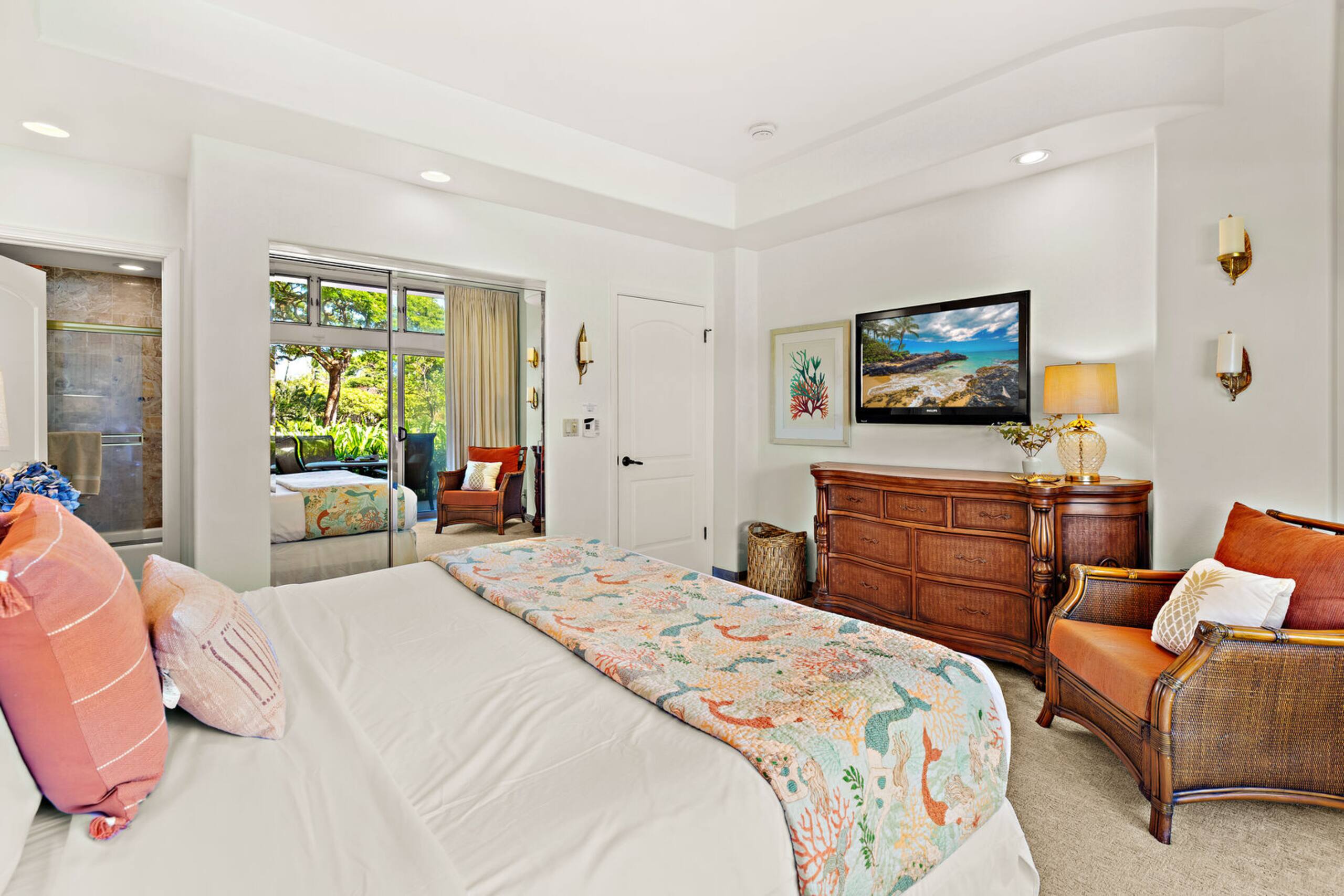 Condo in Lahaina · ★4.91 · 2 bedrooms · 3 beds · 2 baths - Image 36