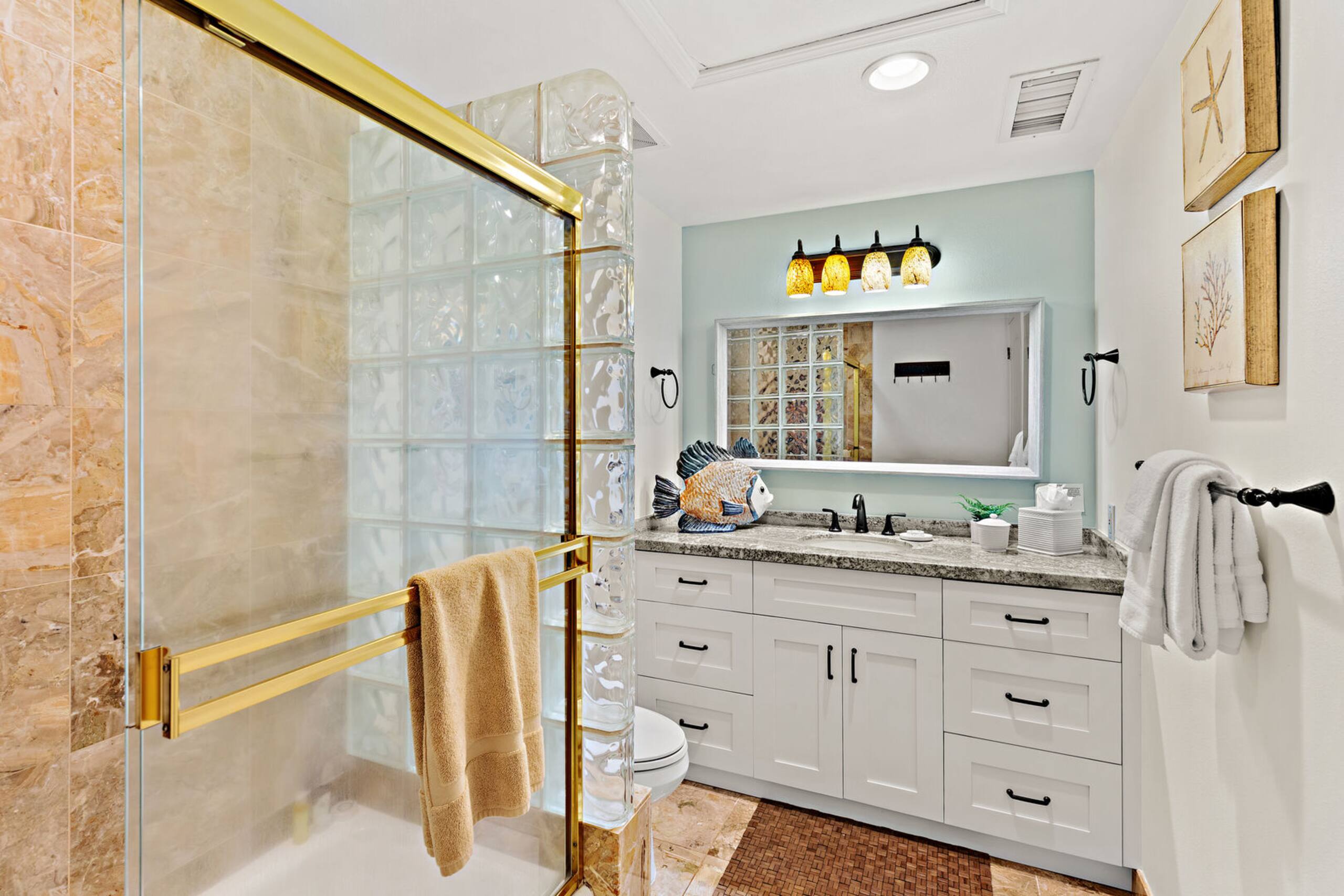 Condo in Lahaina · ★4.91 · 2 bedrooms · 3 beds · 2 baths - Image 38