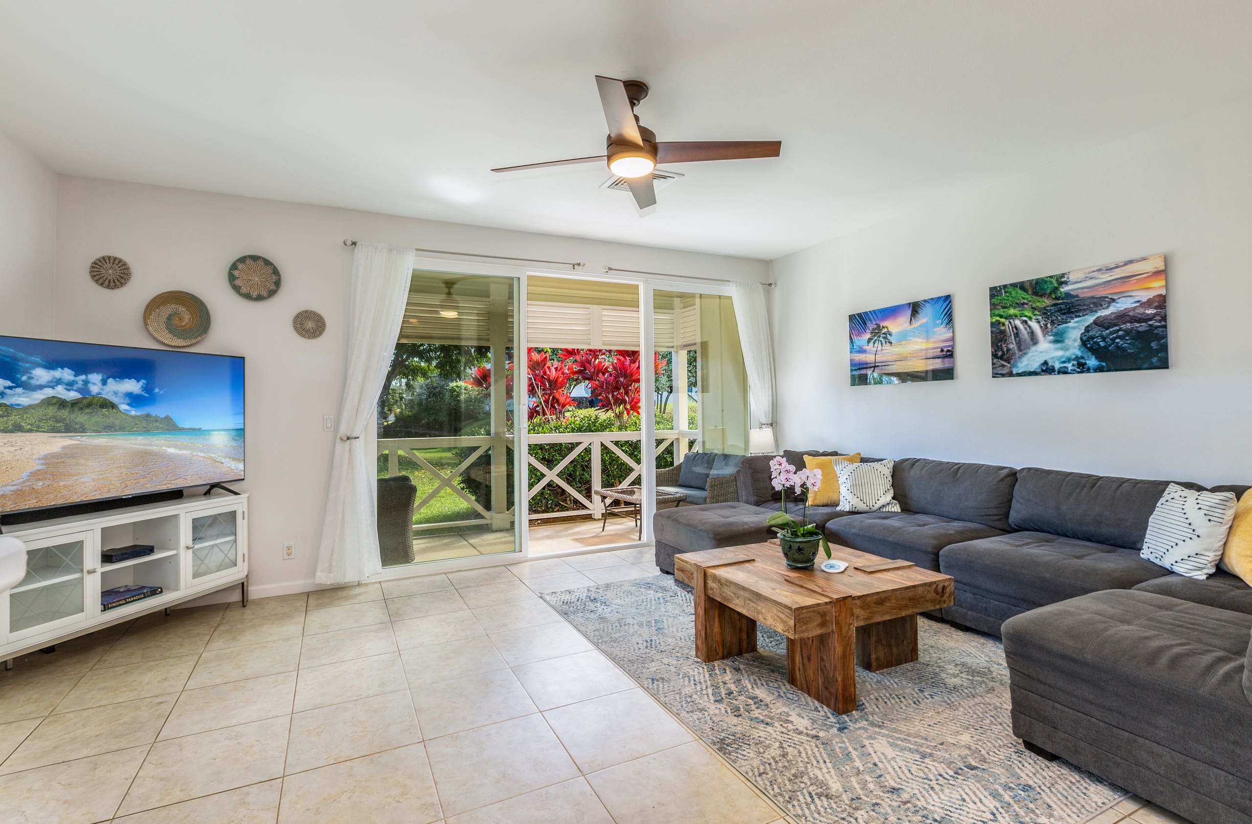 Townhouse in Princeville · ★4.95 · 3 bedrooms · 3 beds · 2.5 private baths - Image 5