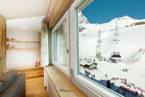 Maison Rêve Blanc with Matterhorn view