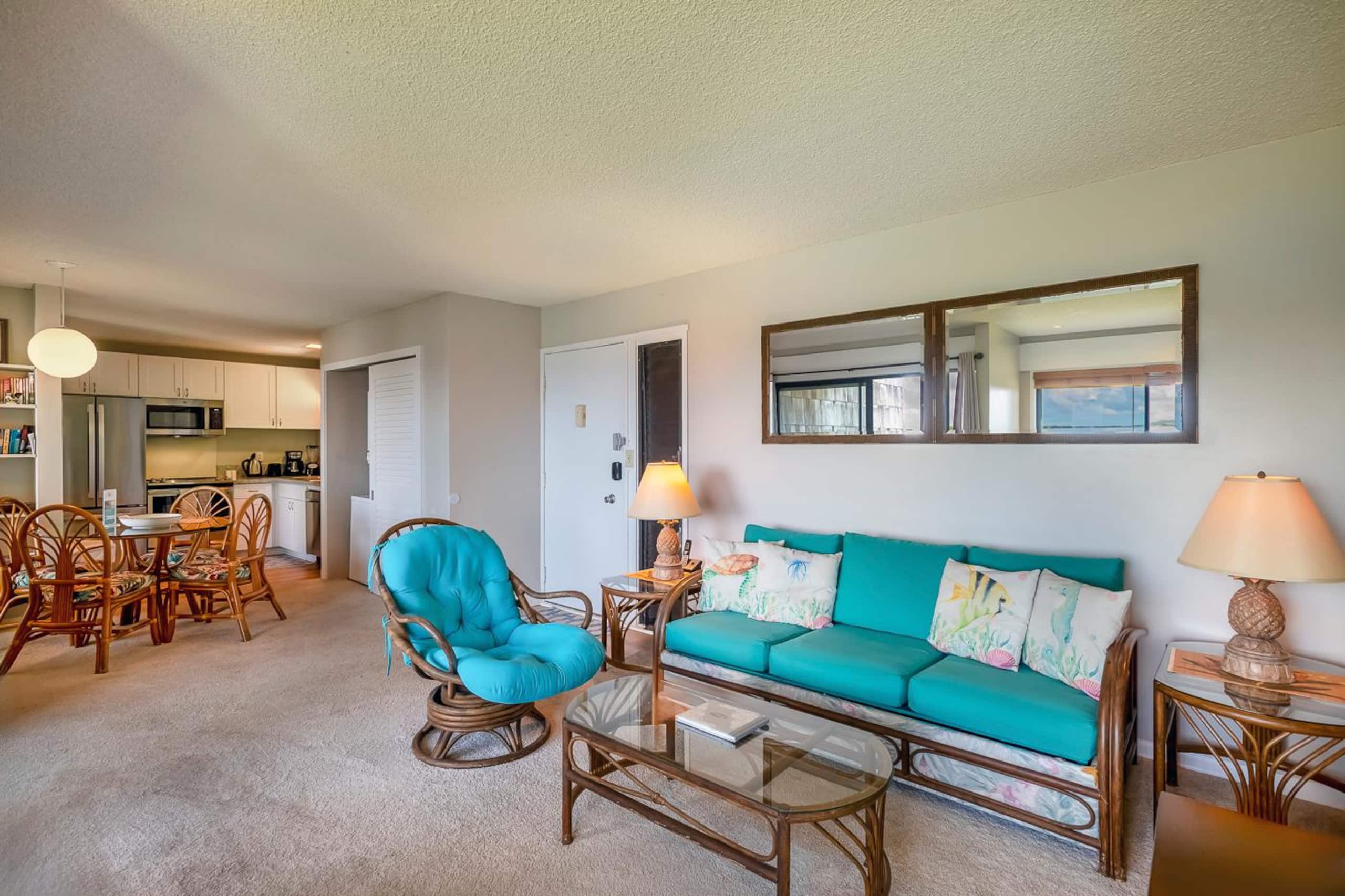Cozy Coastal Hideaway w/ Lanai & Ocean Views - Photo 4