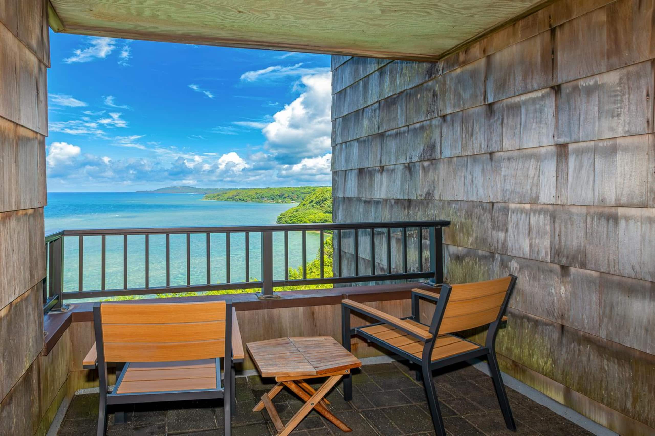 Cozy Coastal Hideaway w/ Lanai & Ocean Views - Main photo