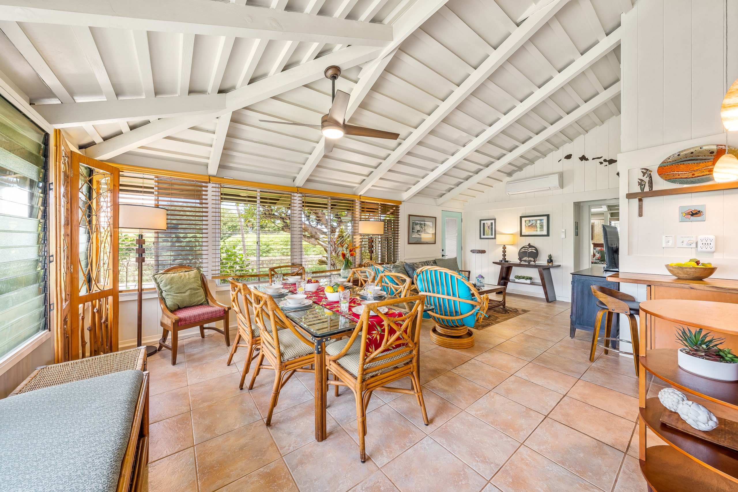 Home in Lahaina · ★4.44 · 2 bedrooms · 4 beds · 2 baths - Image 10