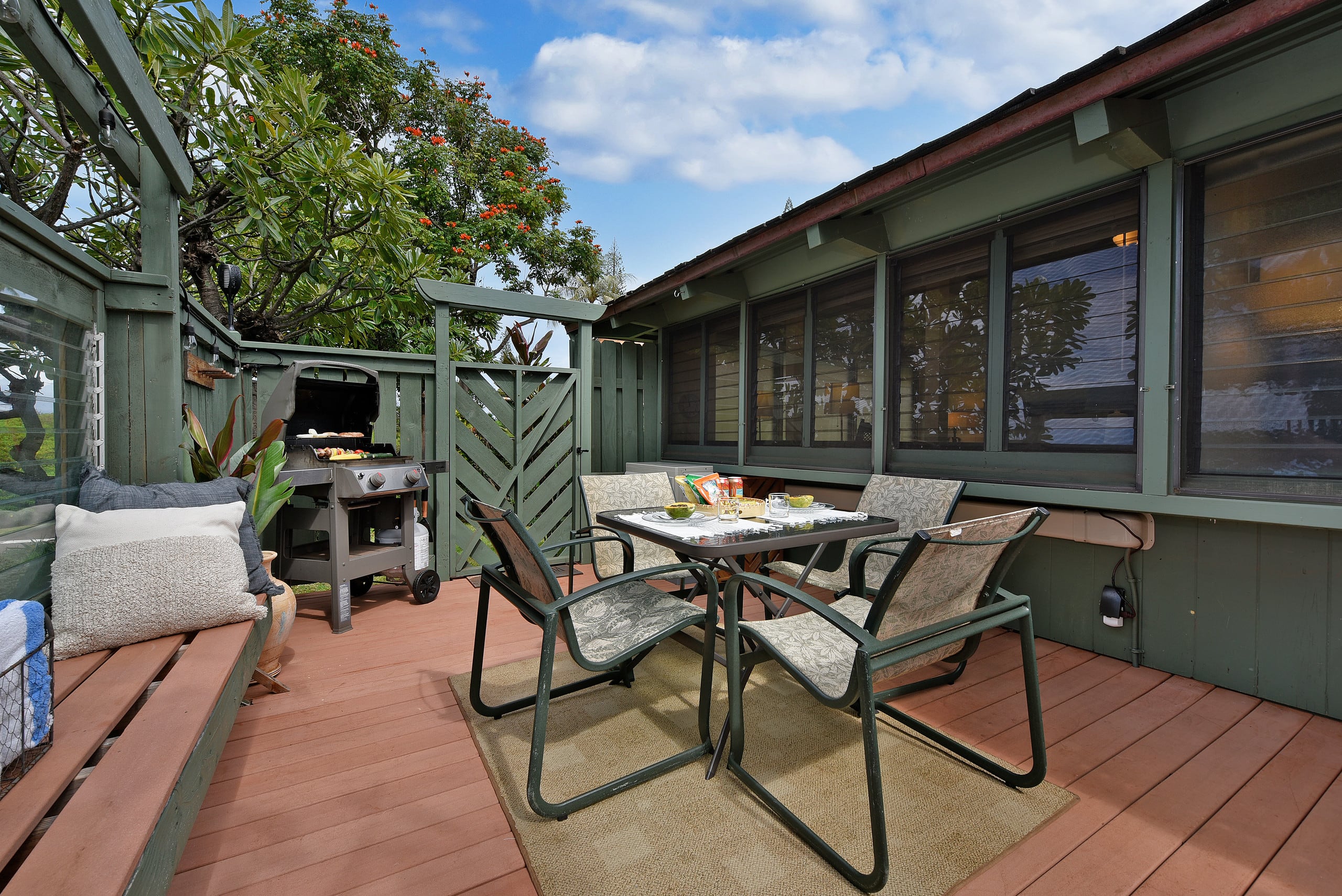 Home in Lahaina · ★4.44 · 2 bedrooms · 4 beds · 2 baths - Image 30