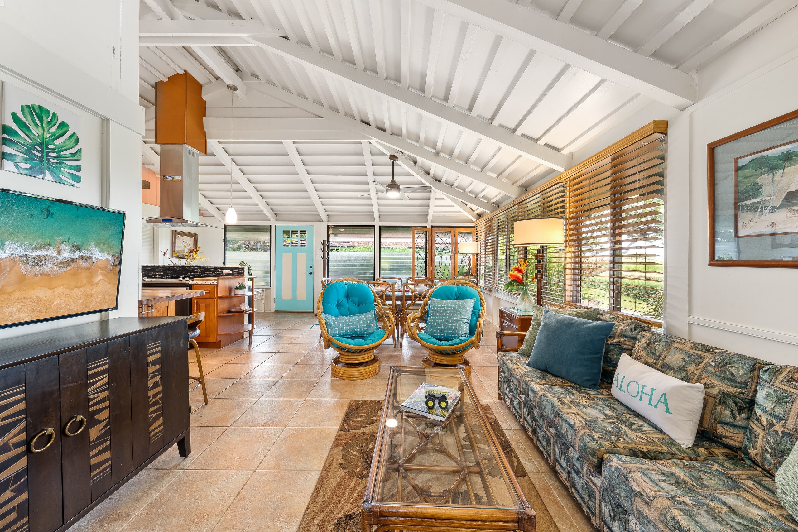 Home in Lahaina · ★4.44 · 2 bedrooms · 4 beds · 2 baths - Image 1