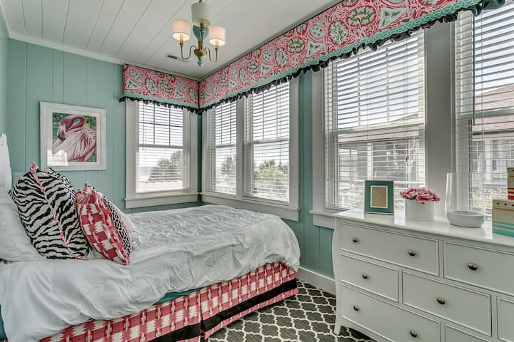 ห้องนอน 3: เตียงคู่—อบอุ่นและสบาย