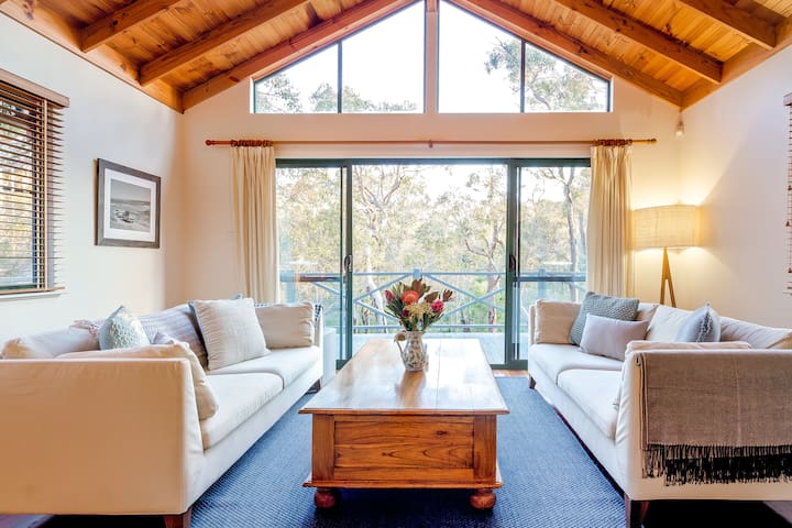 Three Bears: Yallingup Hideaway near Wineries