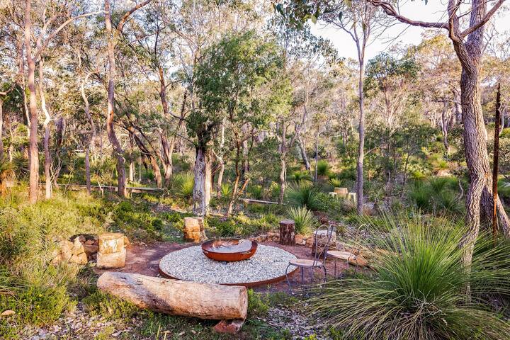 Three Bears: Yallingup Hideaway near Wineries gallery image 4