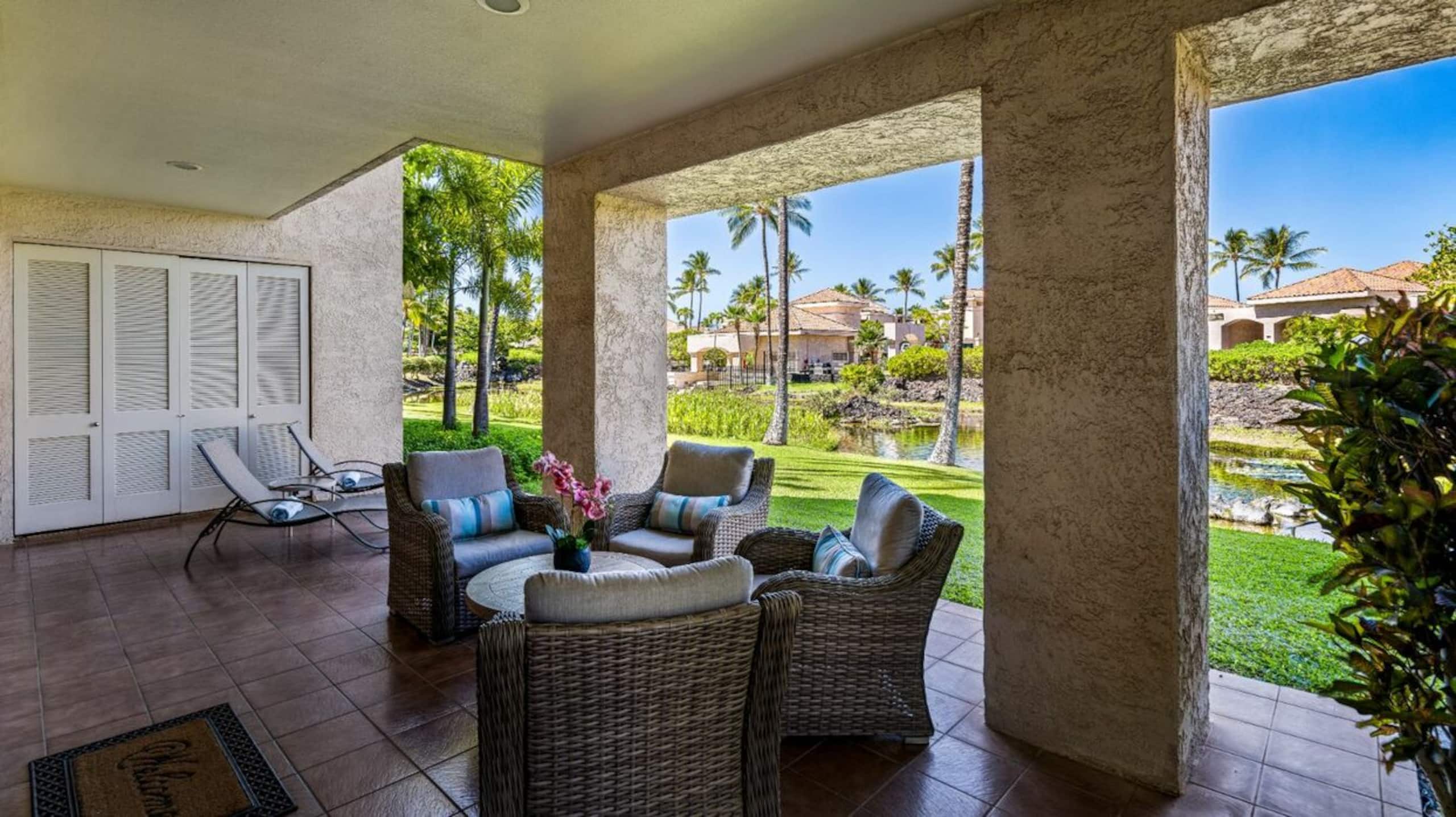 Ground Floor Condo, Lagoon Views + Lanai + A/C - Photo 21