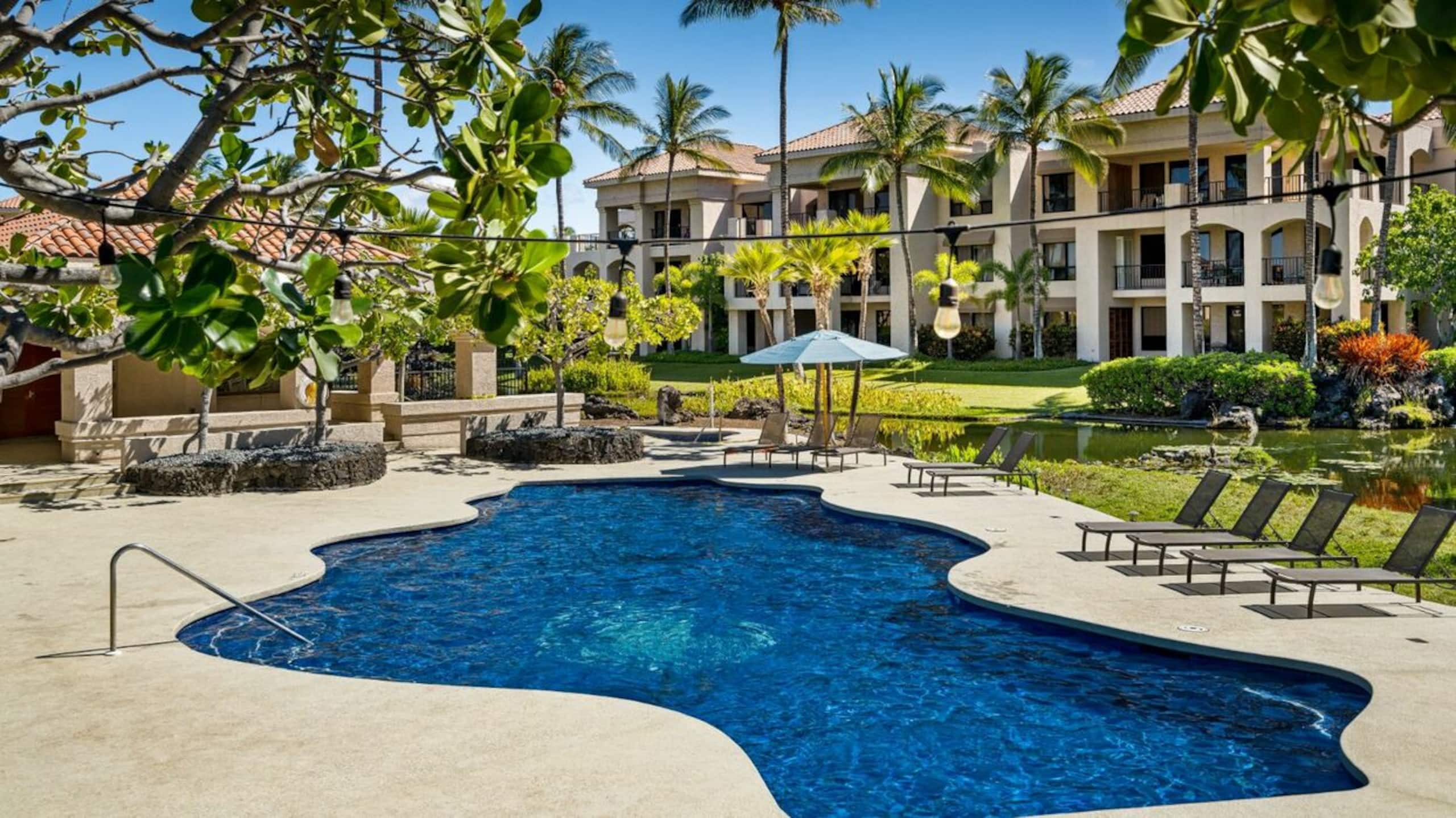 Ground Floor Condo, Lagoon Views + Lanai + A/C - Photo 32