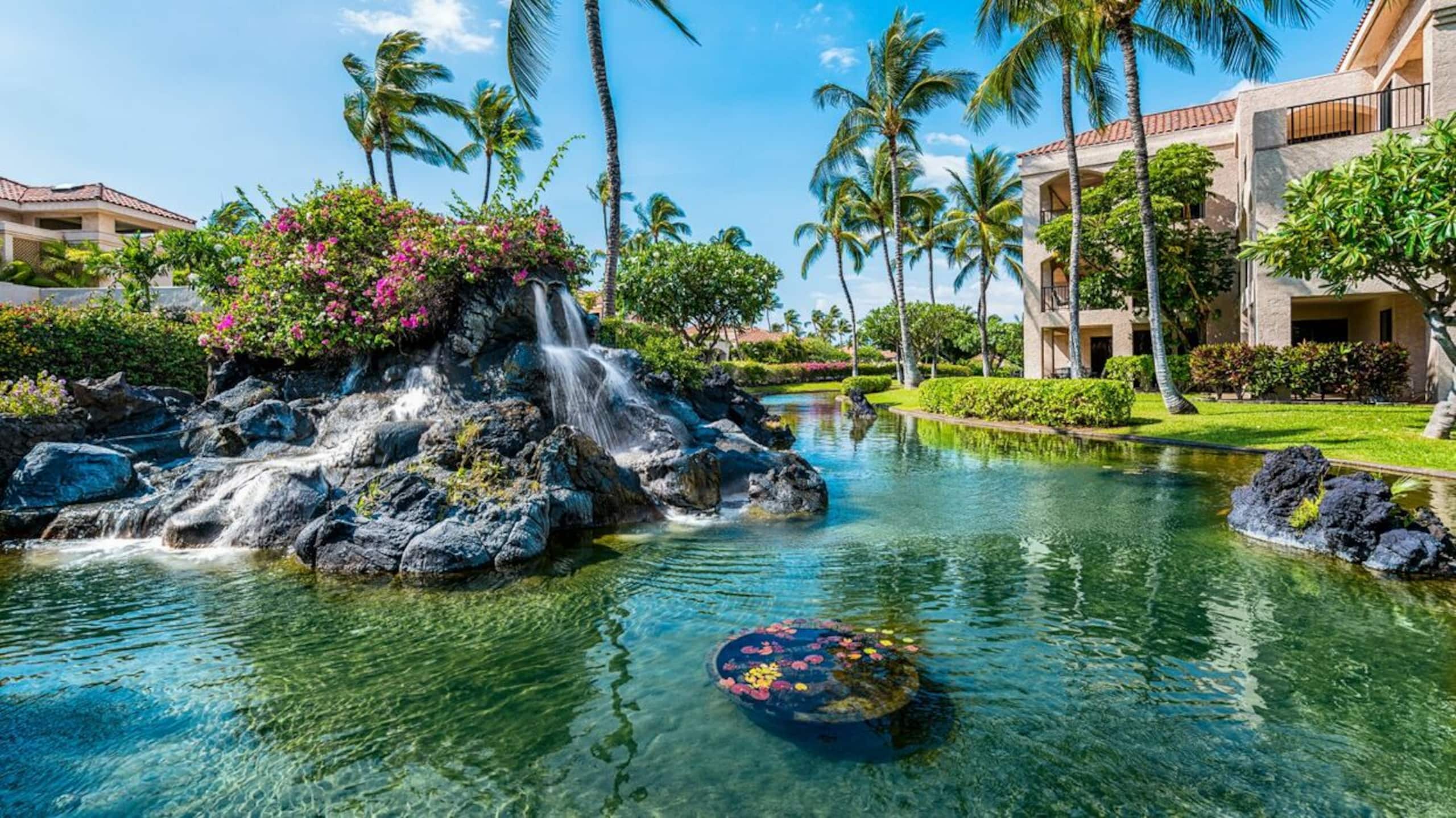 Ground Floor Condo, Lagoon Views + Lanai + A/C - Photo 38