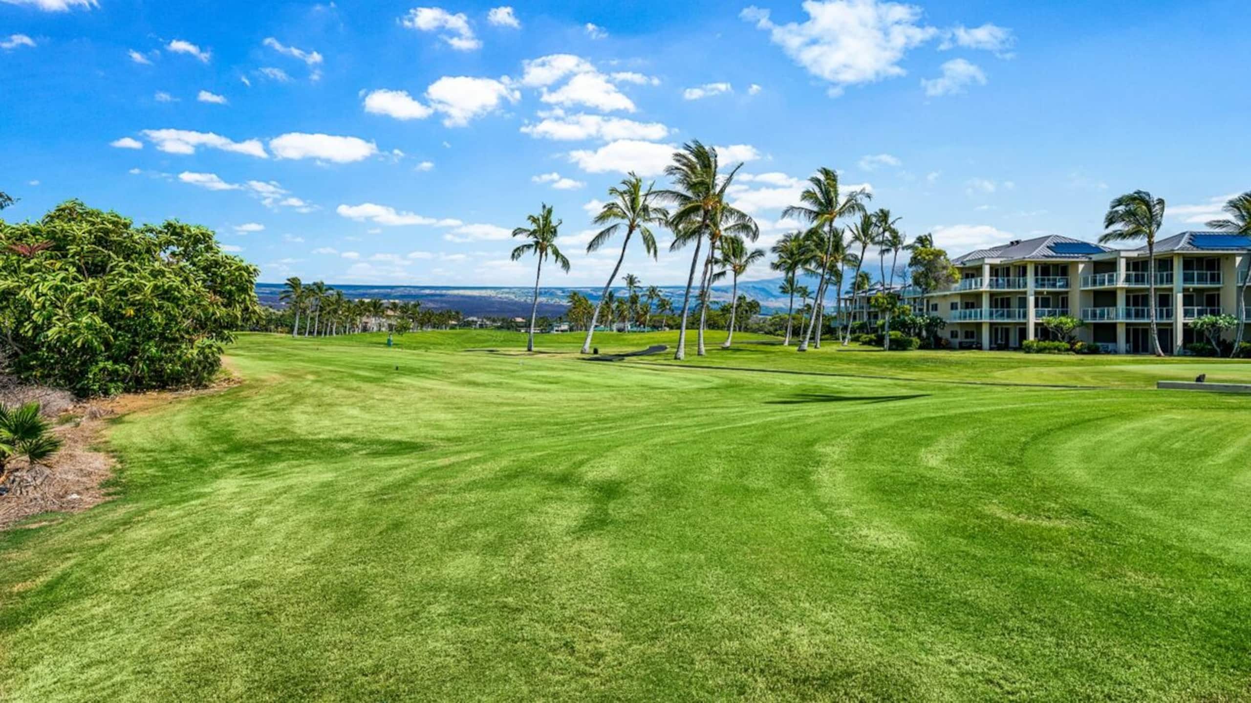 Ground Floor Condo, Lagoon Views + Lanai + A/C - Photo 37