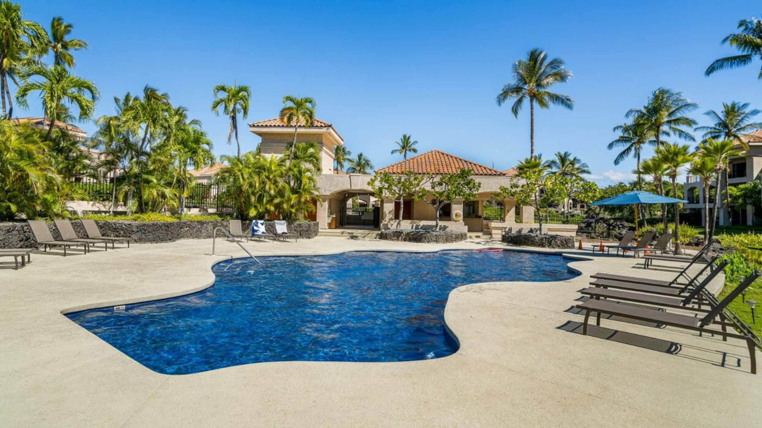 Ground Floor Condo, Lagoon Views + Lanai + A/C - Photo 34
