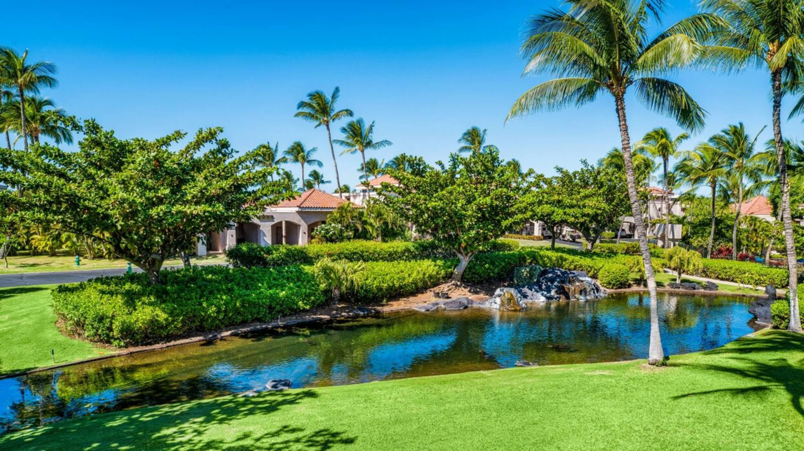 Ground Floor Condo, Lagoon Views + Lanai + A/C - Photo 26