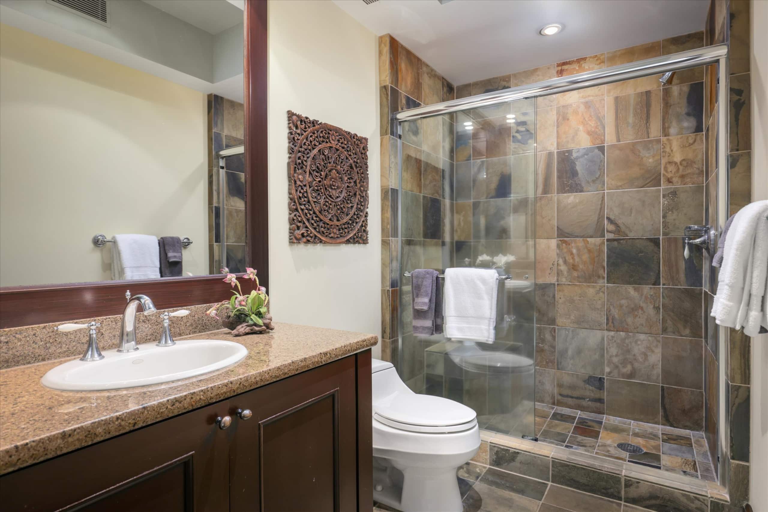 Condo in Kailua-Kona · ★5.0 · 3 bedrooms · 4 beds · 3.5 baths - Image 35