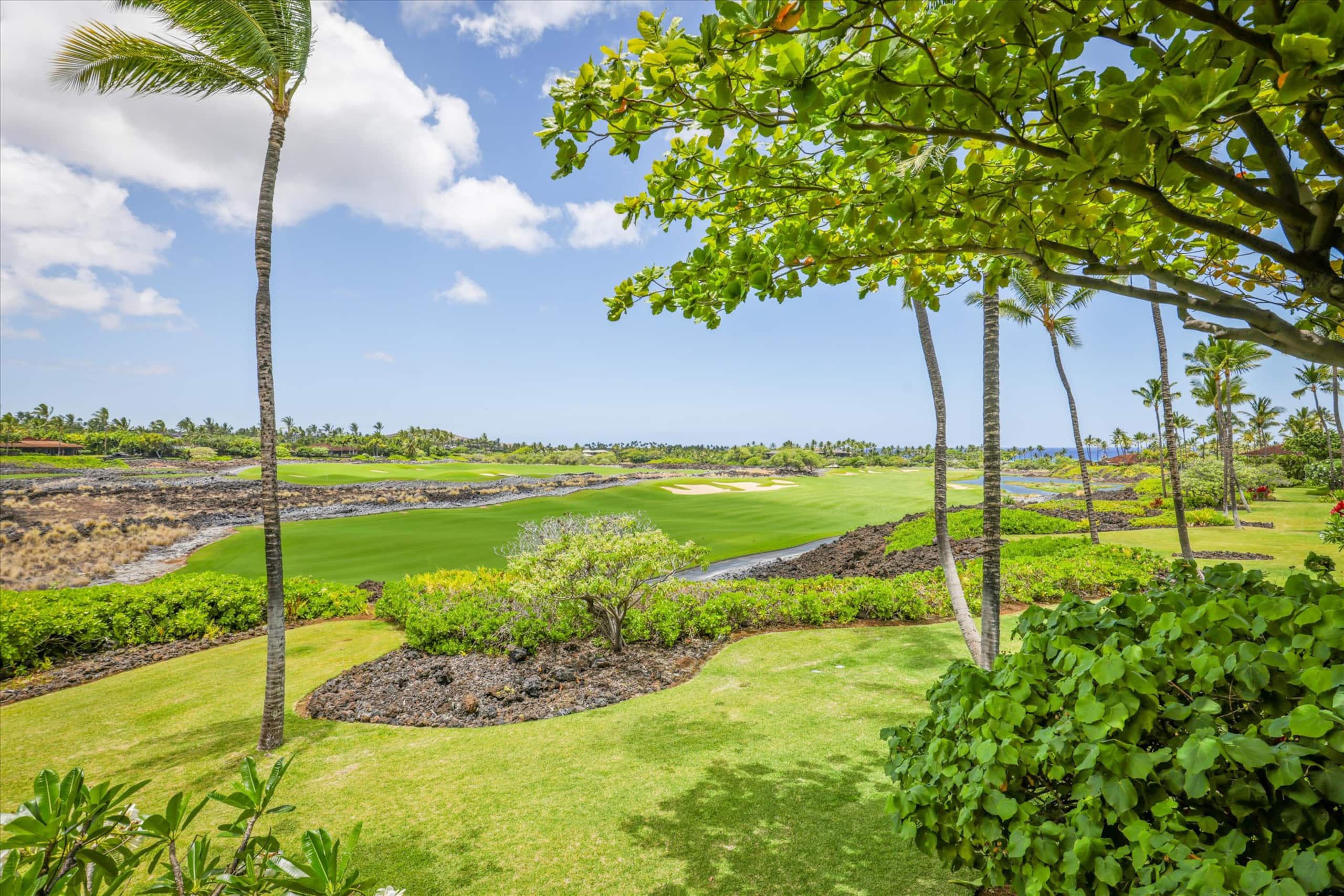 Condo in Kailua-Kona · ★5.0 · 3 bedrooms · 4 beds · 3.5 baths - Image 48