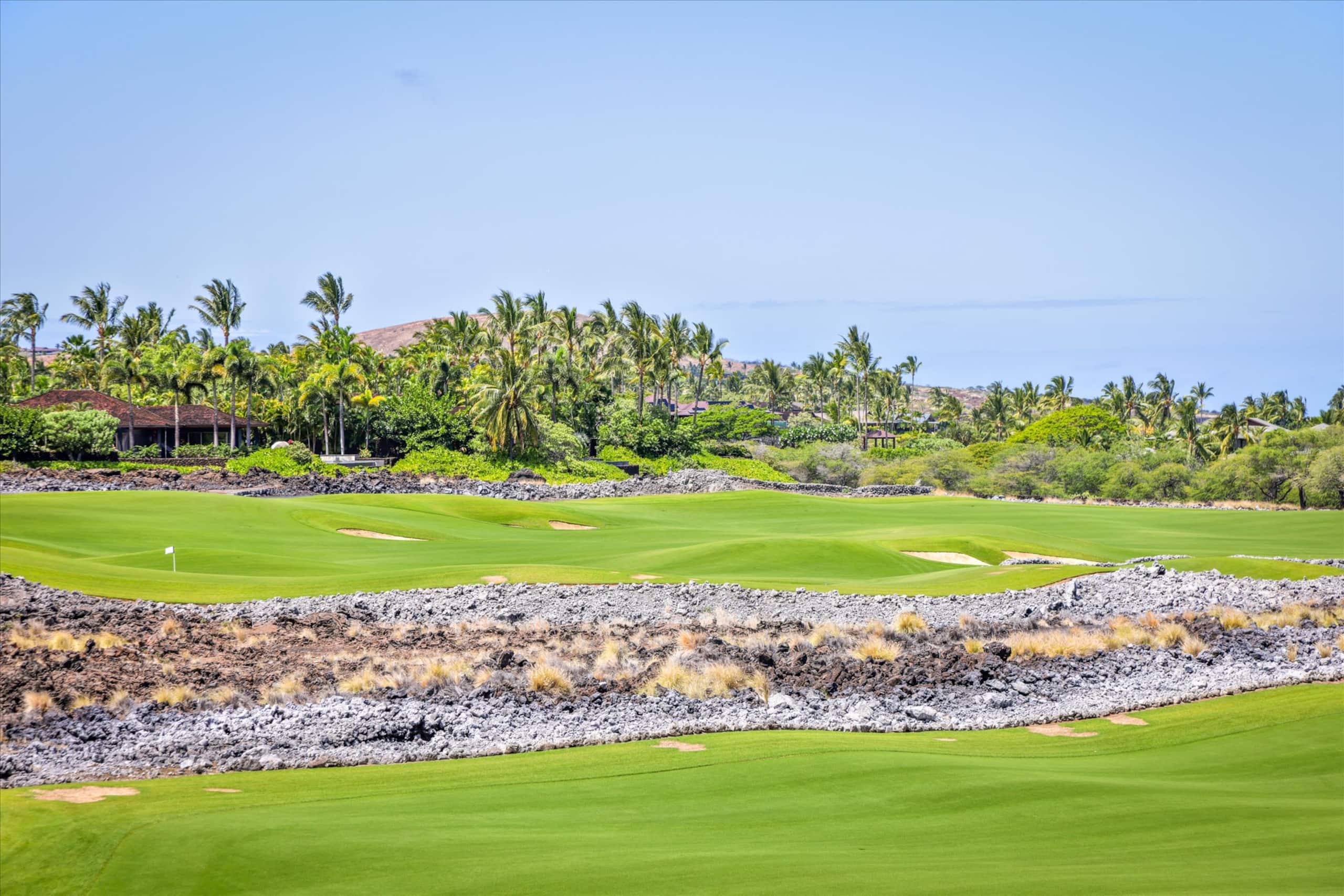Condo in Kailua-Kona · ★5.0 · 3 bedrooms · 4 beds · 3.5 baths - Image 47