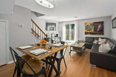 BickelScape: Private Yard & Near DC