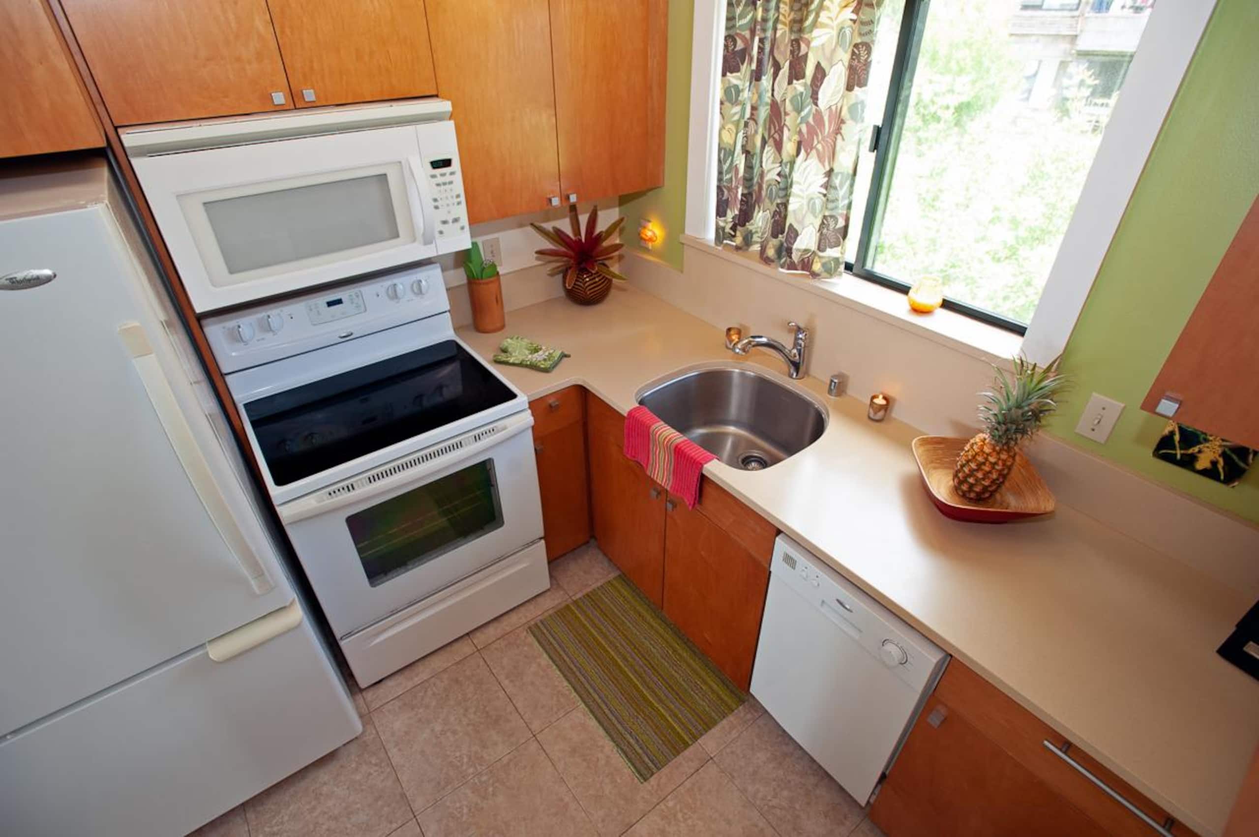 Condo in Princeville · ★4.67 · 2 bedrooms · 3 beds · 2 private baths - Image 10