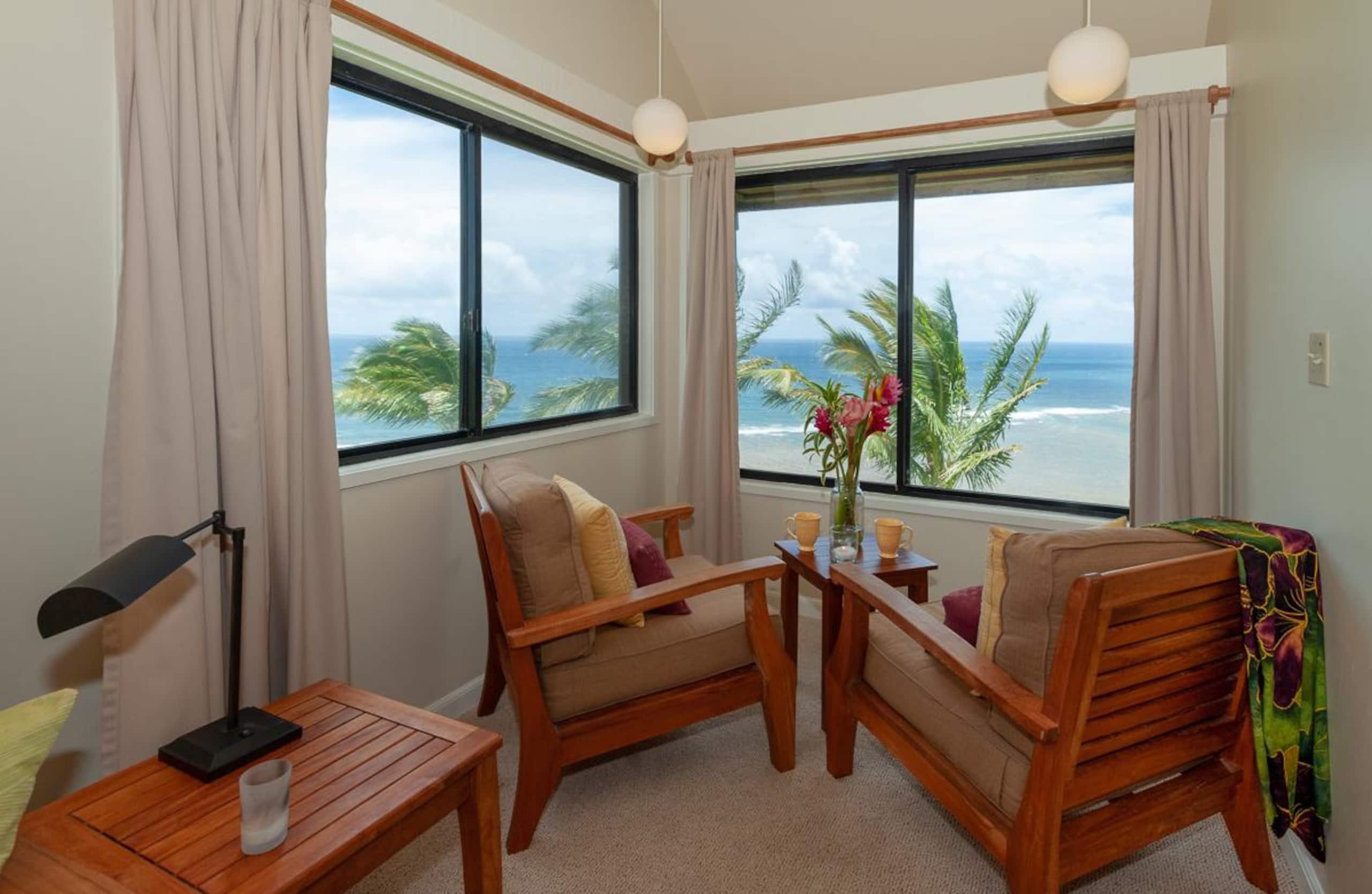 Condo in Princeville · ★4.67 · 2 bedrooms · 3 beds · 2 private baths - Image 3