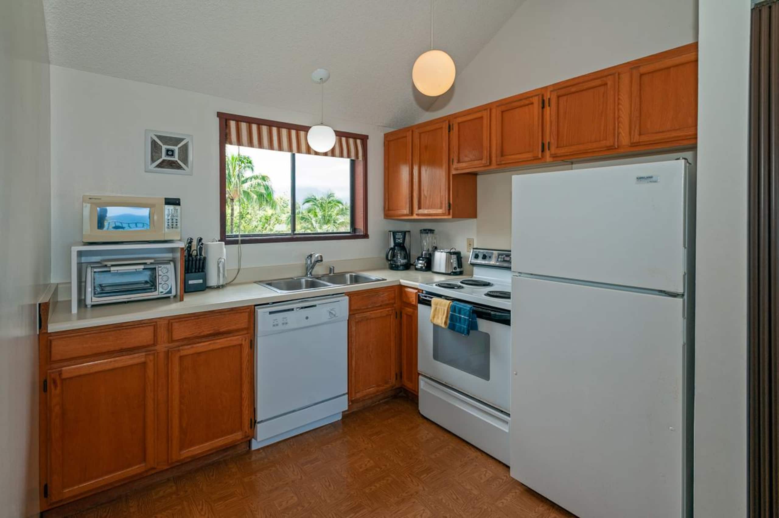 Condo in Princeville · ★4.58 · 1 bedroom · 2 beds · 1 bath - Image 8
